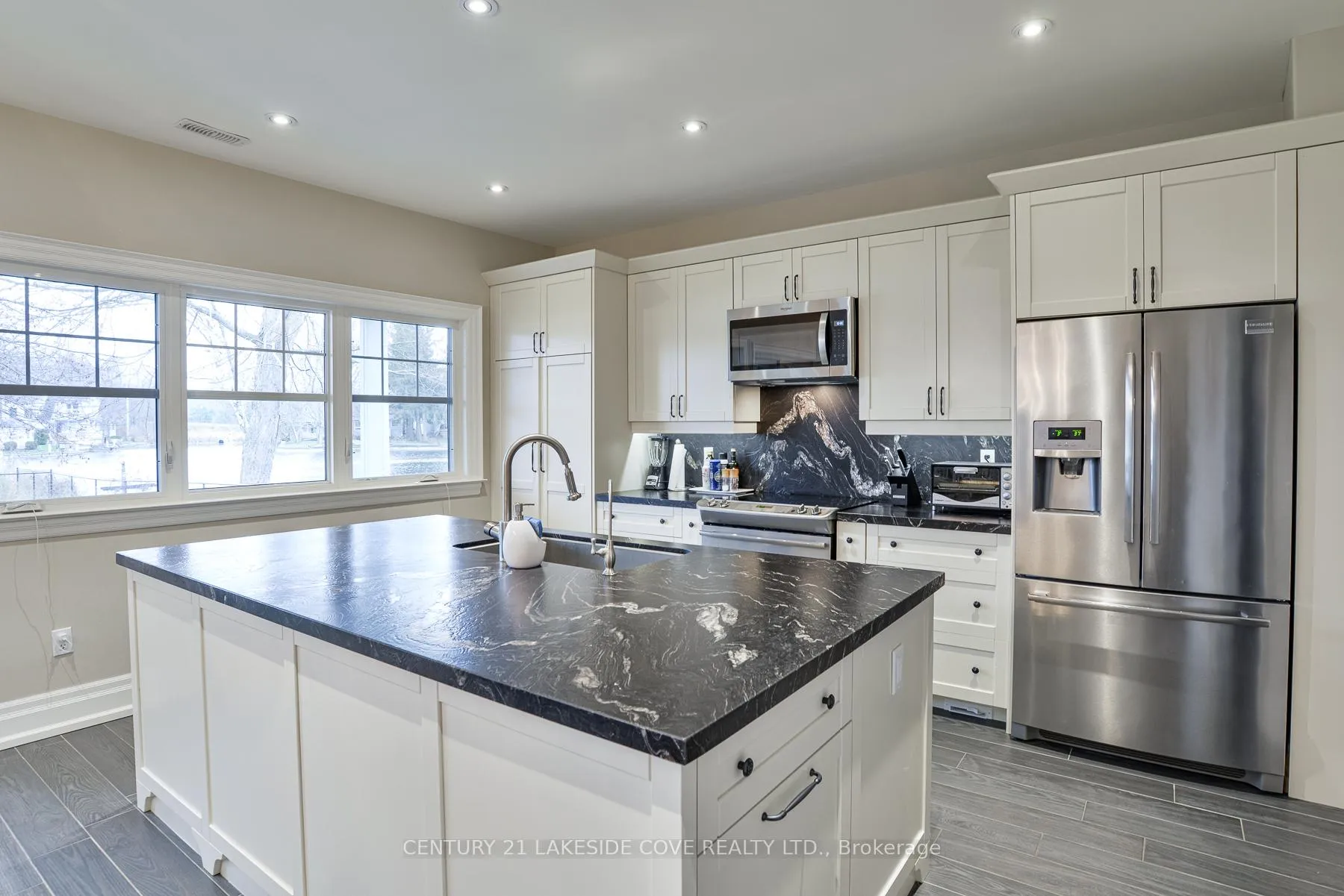 Photo 12 of 51 Ridge Avenue, Ramara, Brechin — HOMEH