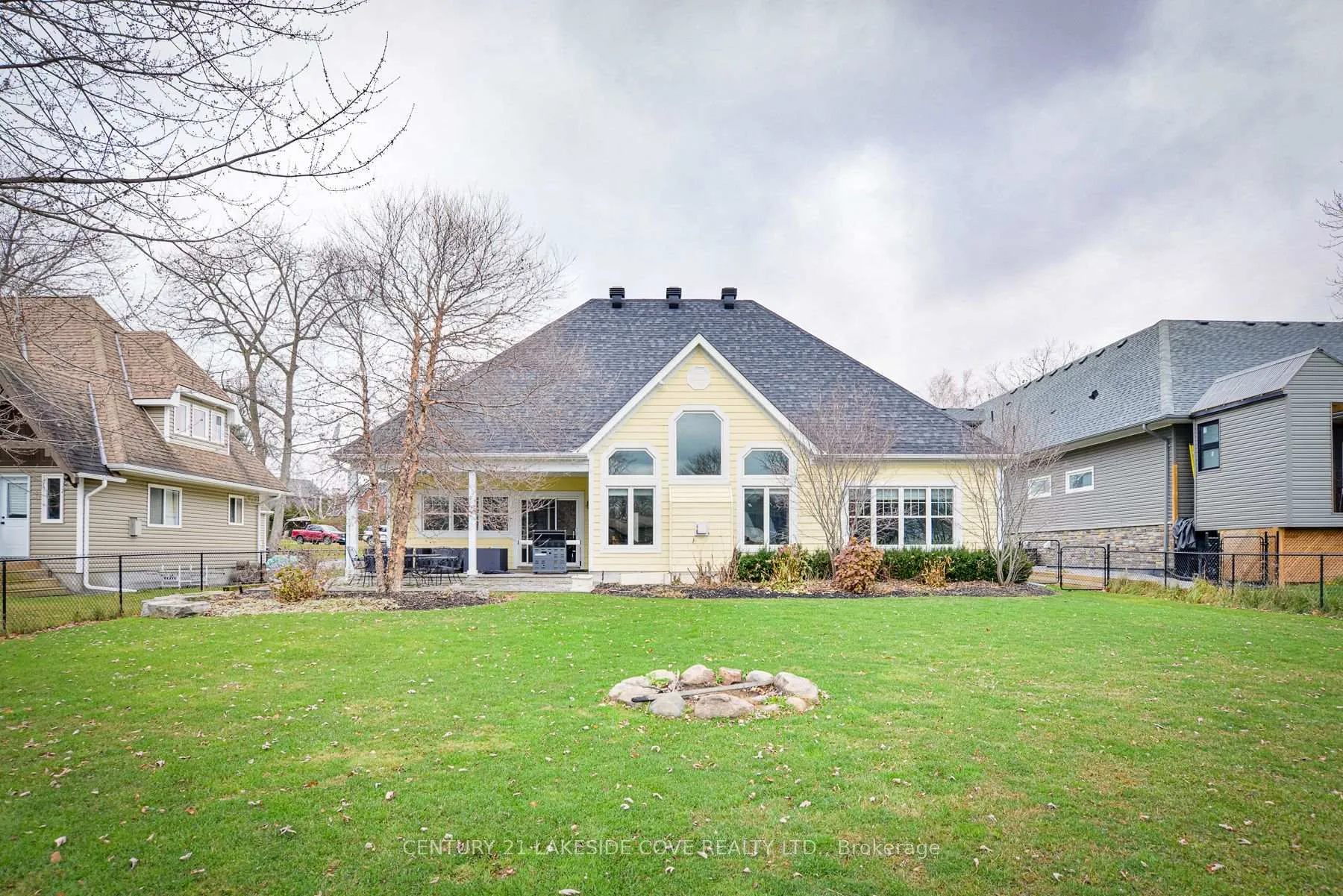 Photo 29 of 51 Ridge Avenue, Ramara, Brechin — HOMEH