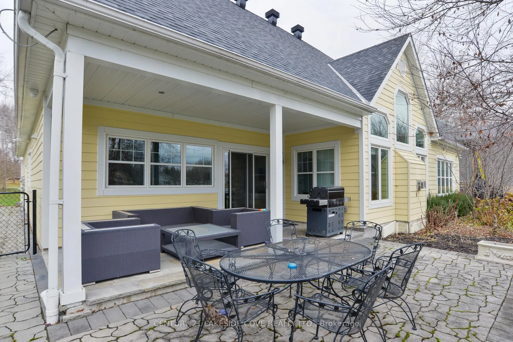 Photo 30 of 51 Ridge Avenue, Ramara, Brechin — HOMEH