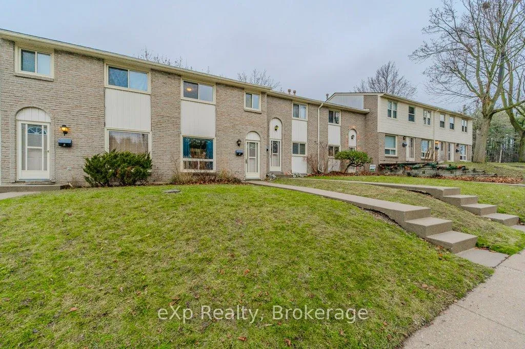 Photo 6 of Unit 2, 165 Green Valley Drive, Kitchener, Pioneer Park — HOMEH