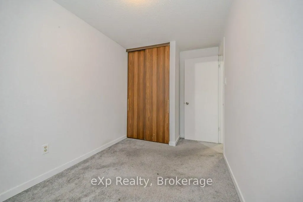 Photo 26 of Unit 2, 165 Green Valley Drive, Kitchener, Pioneer Park — HOMEH