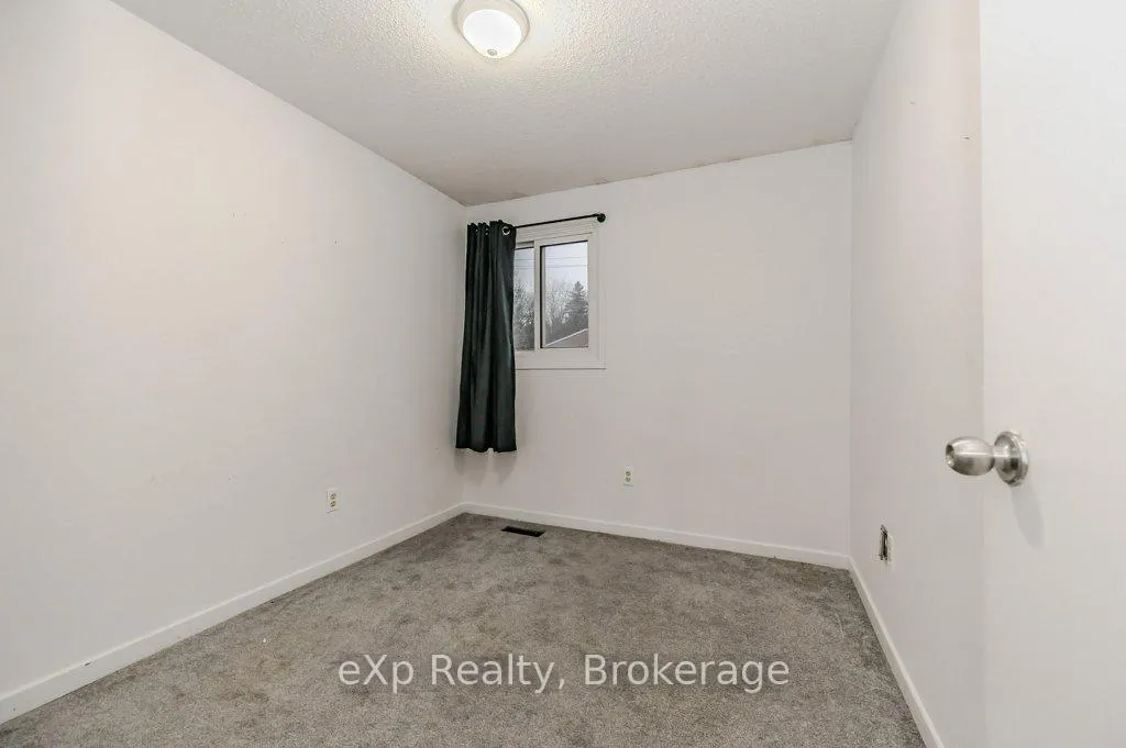 Photo 27 of Unit 2, 165 Green Valley Drive, Kitchener, Pioneer Park — HOMEH