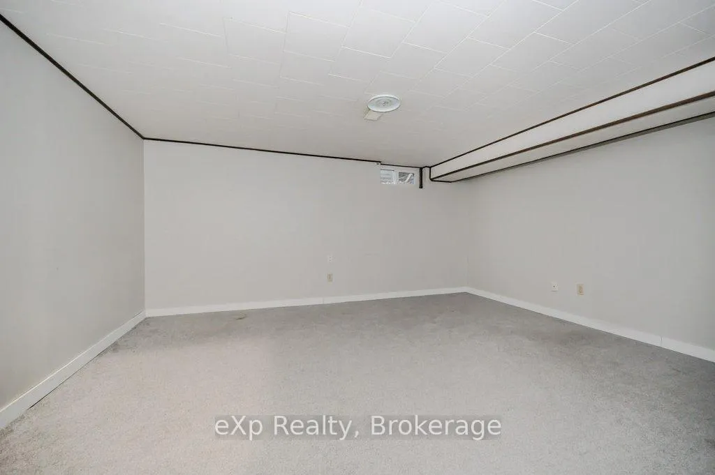 Photo 33 of Unit 2, 165 Green Valley Drive, Kitchener, Pioneer Park — HOMEH