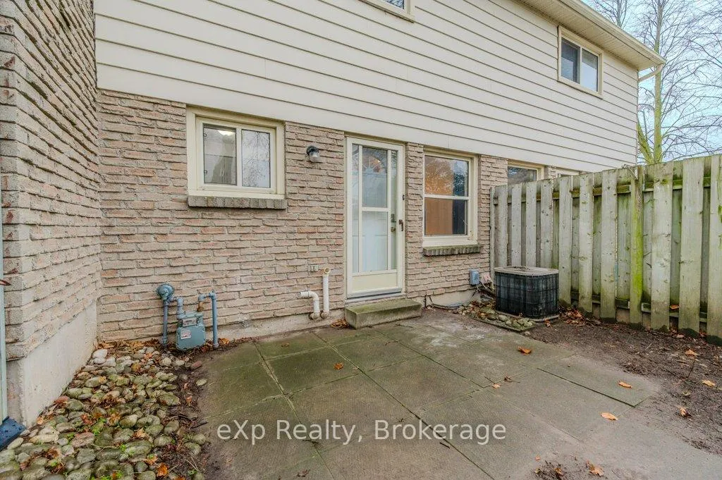 Photo 35 of Unit 2, 165 Green Valley Drive, Kitchener, Pioneer Park — HOMEH