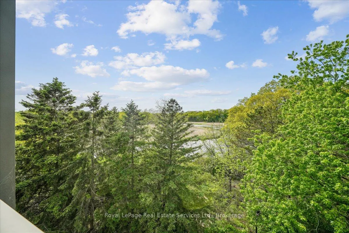 Photo of Unit 405, 2511 Lakeshore Road W