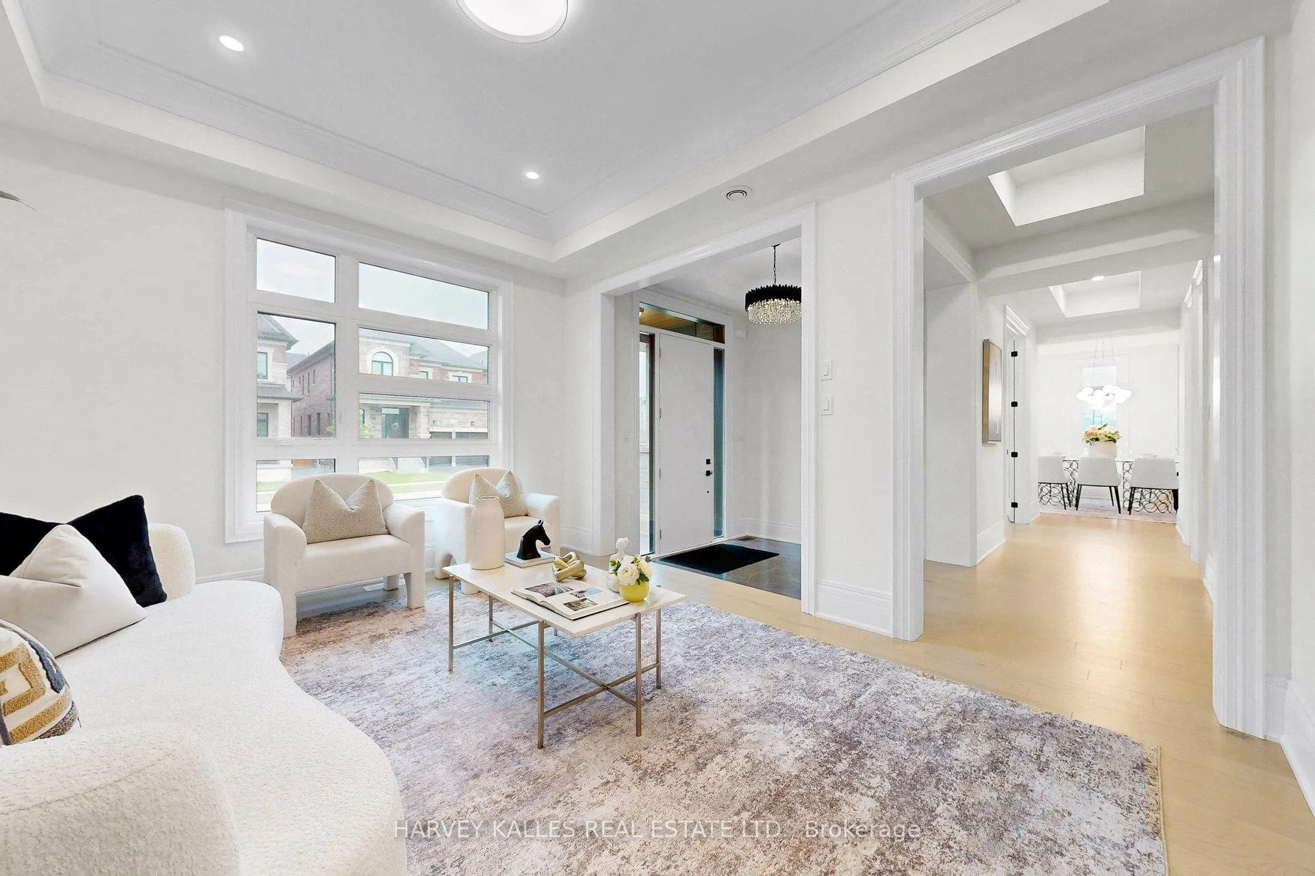 Photo 2 of 107 Winthrop Crescent, Vaughan, Vellore Village — HOMEH