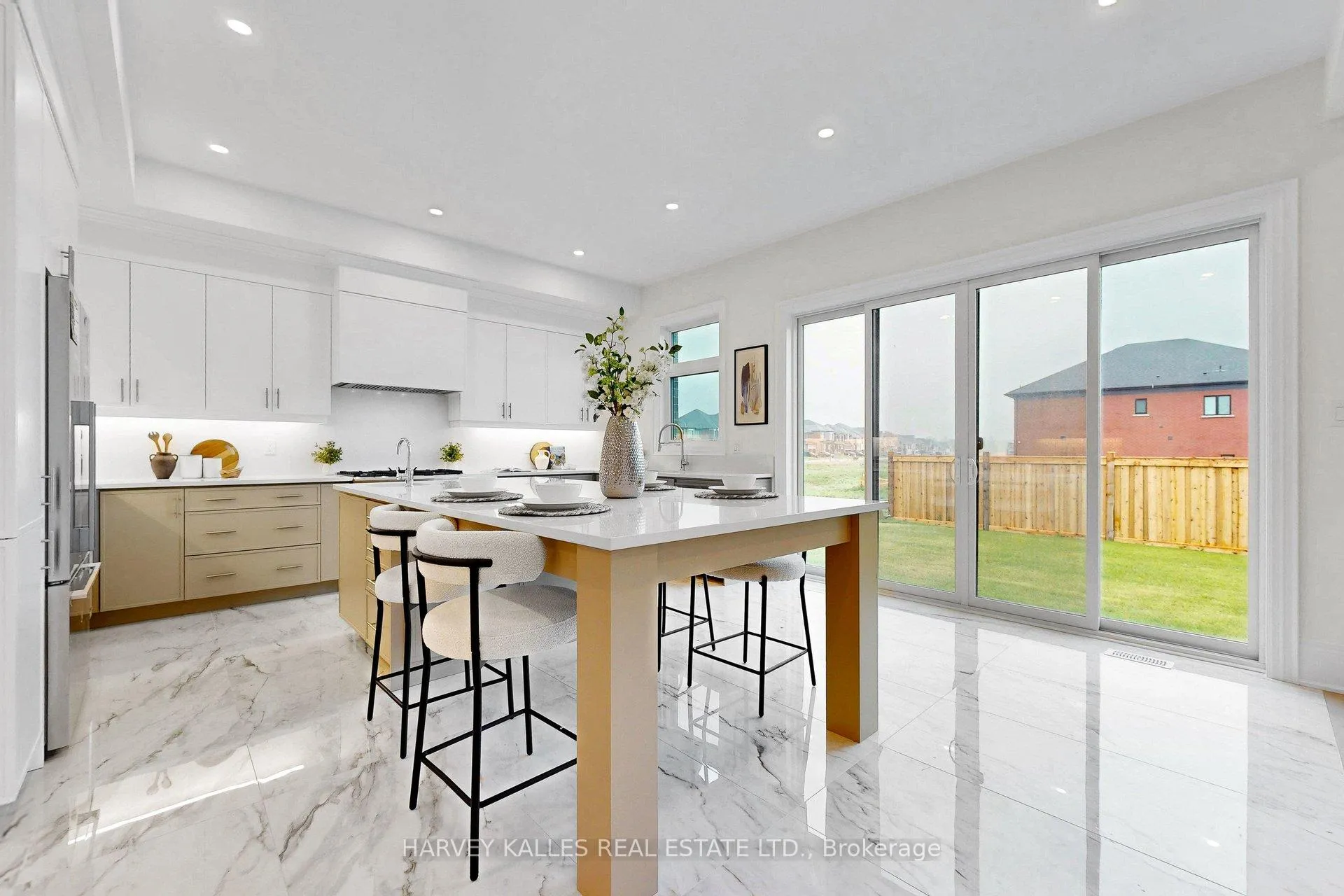 Photo 3 of 107 Winthrop Crescent, Vaughan, Vellore Village — HOMEH