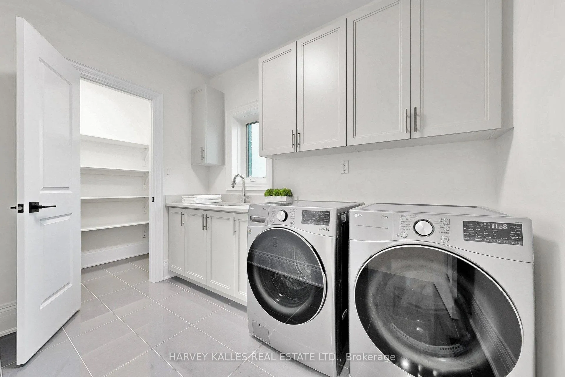 Photo 22 of 107 Winthrop Crescent, Vaughan, Vellore Village — HOMEH