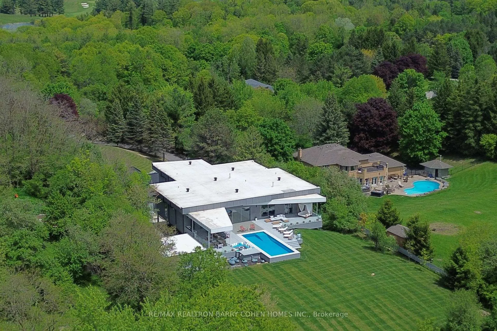 Photo 38 of 23 Hunters Glen Road, Aurora, Aurora Estates — HOMEH