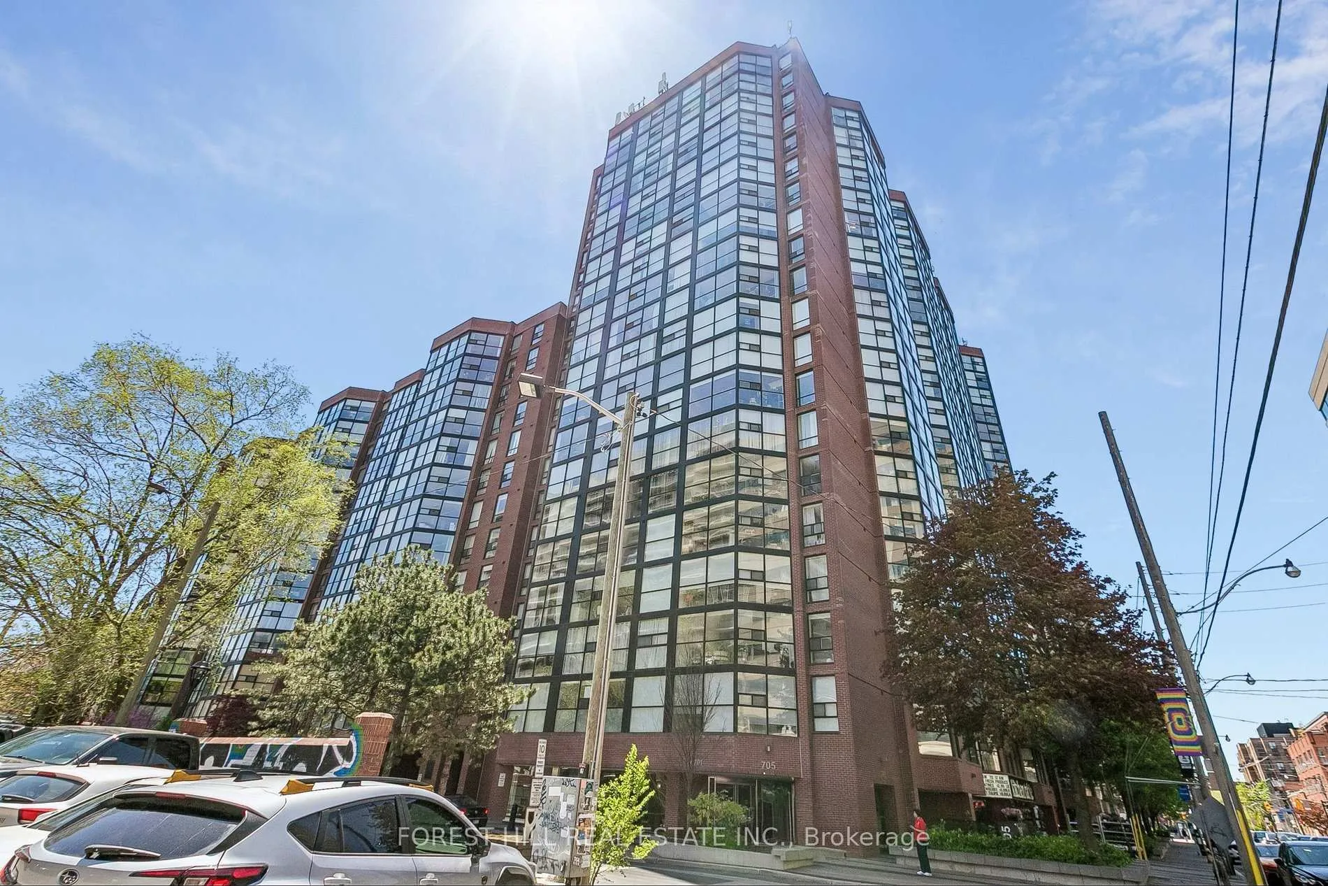 Front of Unit 1203, 705 King Street W