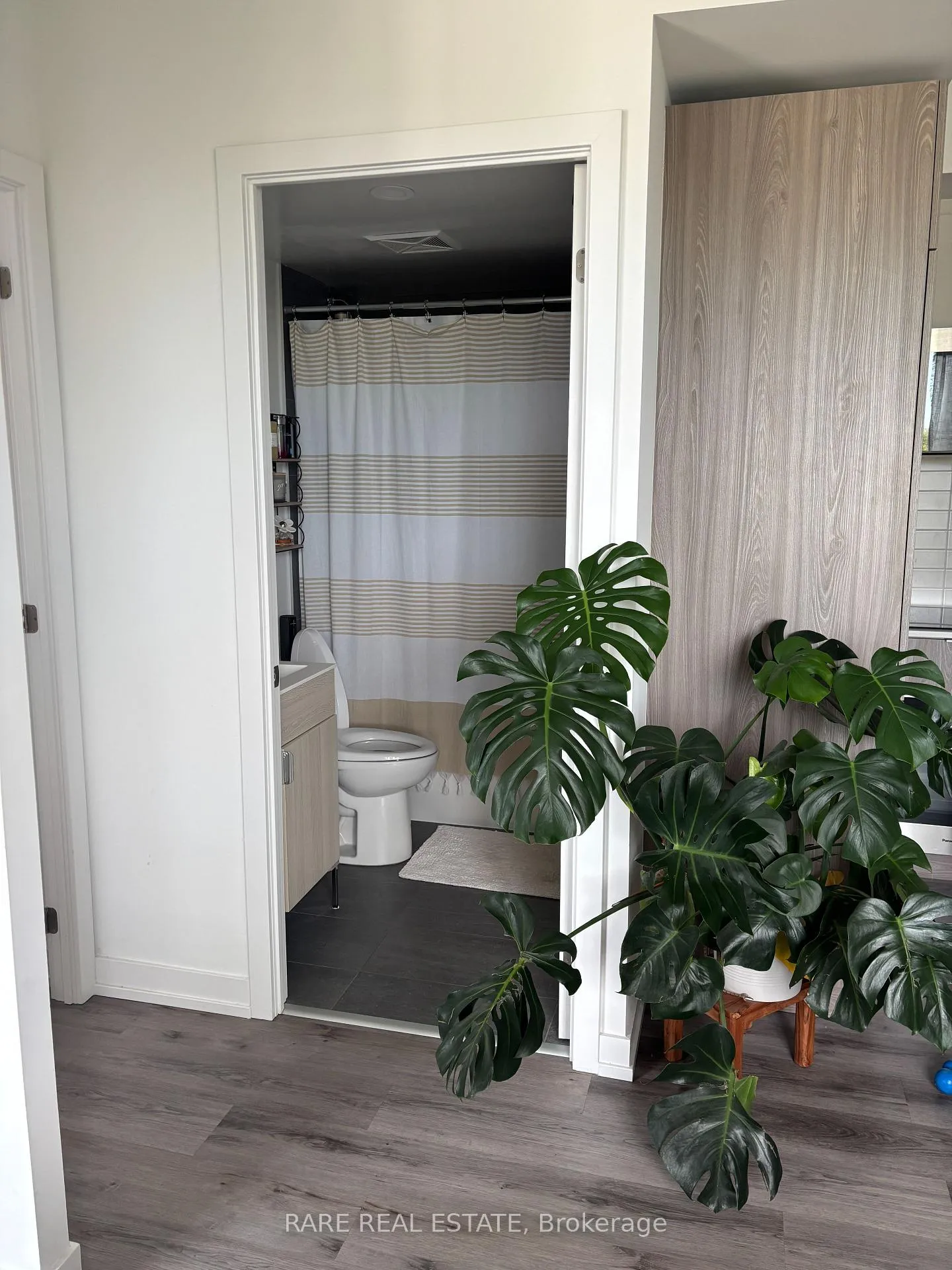 Photo 4 of Unit 514, 28 Eastern Avenue, Toronto, Moss Park — HOMEH