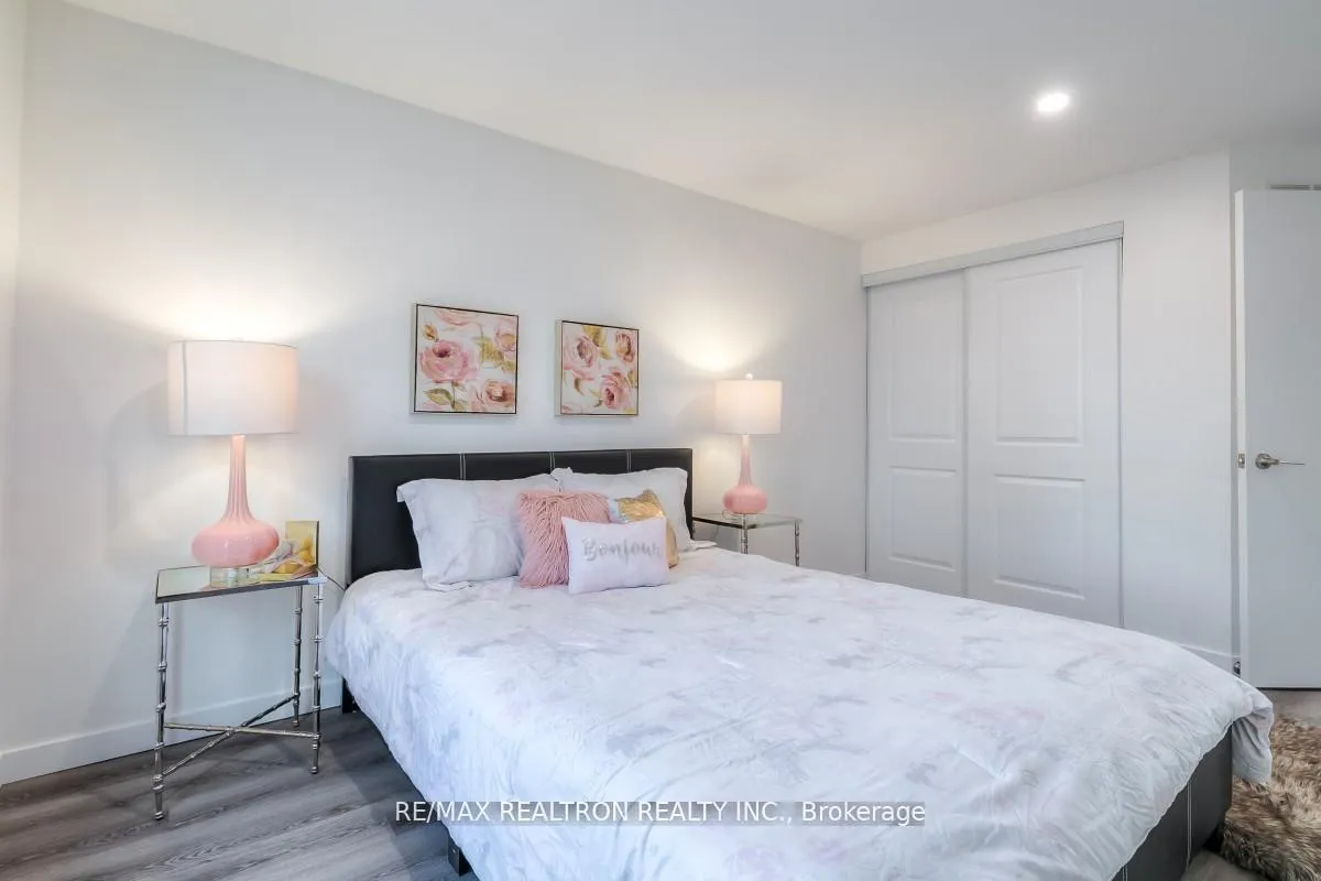 Photo 24 of 35 Miley Drive, Markham, Markville — HOMEH