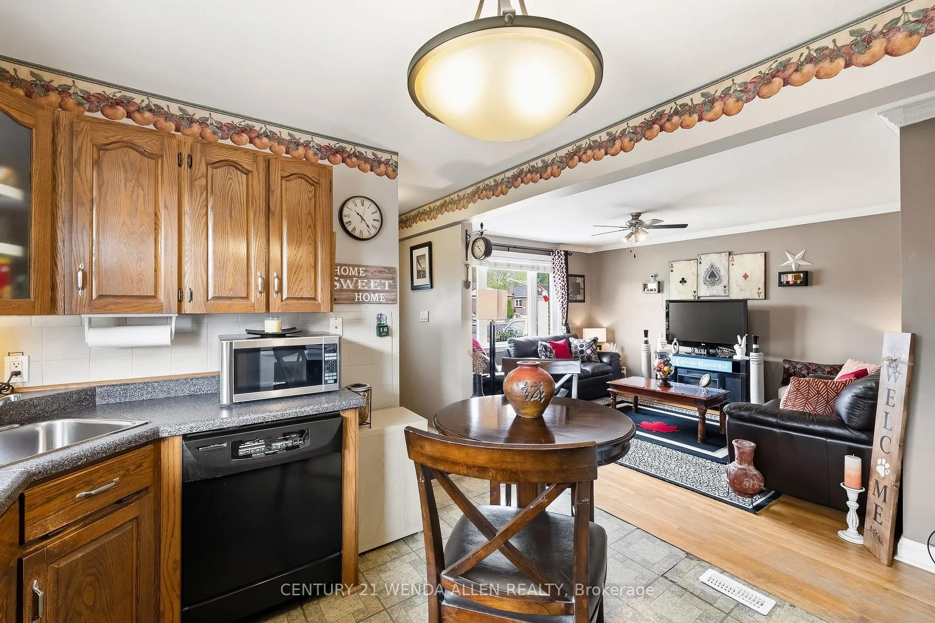 Photo 8 of 325 Highland Avenue, Oshawa, Central — HOMEH