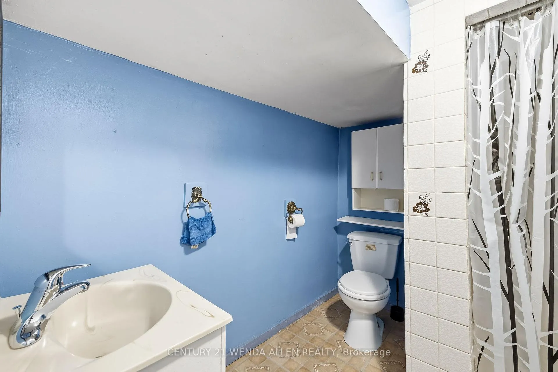 Photo 19 of 325 Highland Avenue, Oshawa, Central — HOMEH
