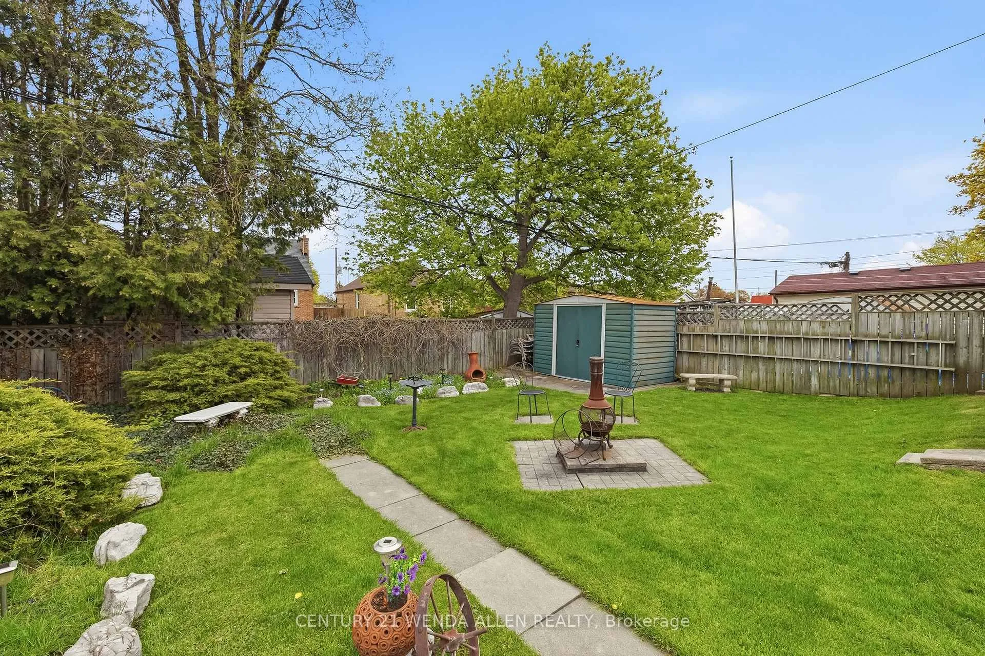 Photo 25 of 325 Highland Avenue, Oshawa, Central — HOMEH