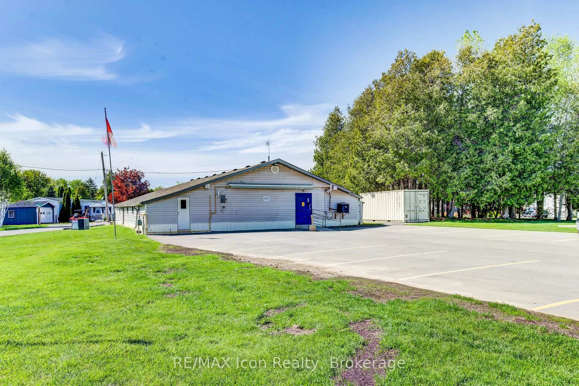 Photo 14 of 11 Hemlock Crescent, Puslinch, Rural Puslinch East — HOMEH