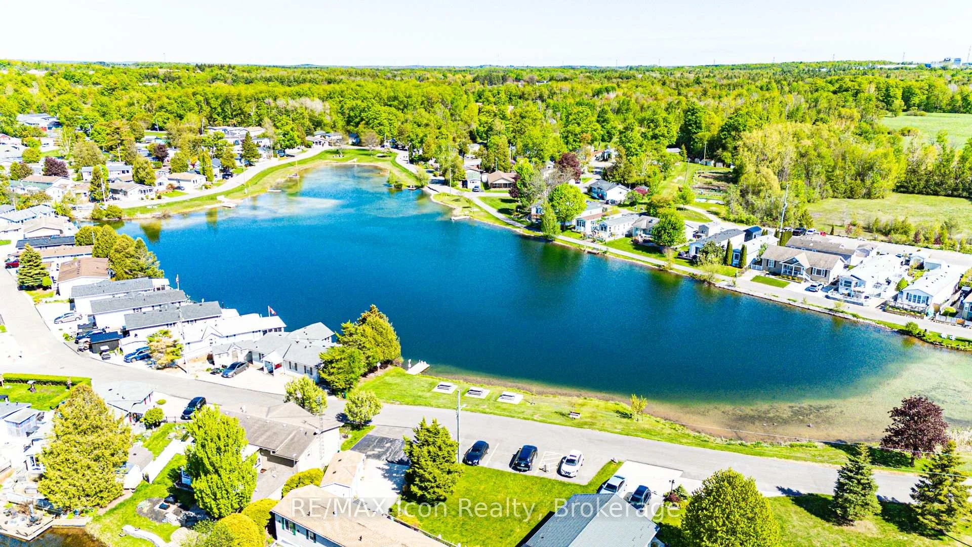 Photo 19 of 11 Hemlock Crescent, Puslinch, Rural Puslinch East — HOMEH