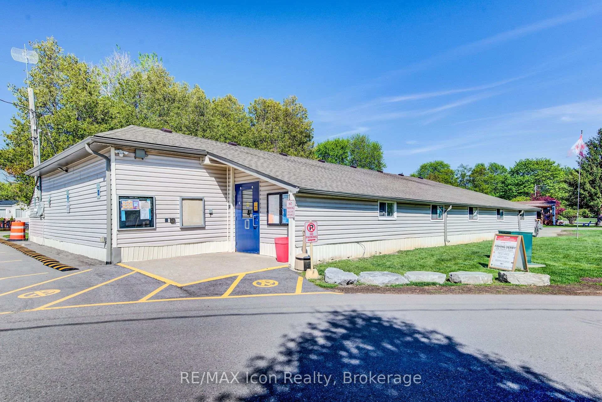 Photo 22 of 11 Hemlock Crescent, Puslinch, Rural Puslinch East — HOMEH