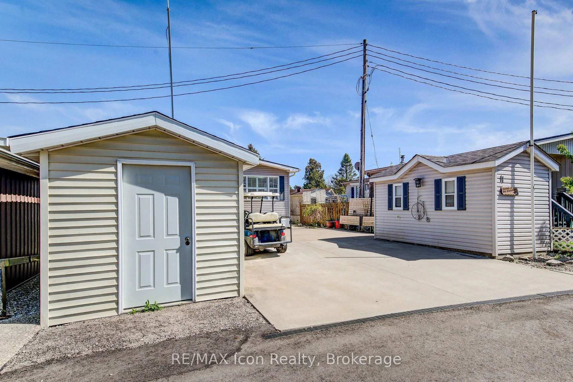 Photo 46 of 11 Hemlock Crescent, Puslinch, Rural Puslinch East — HOMEH