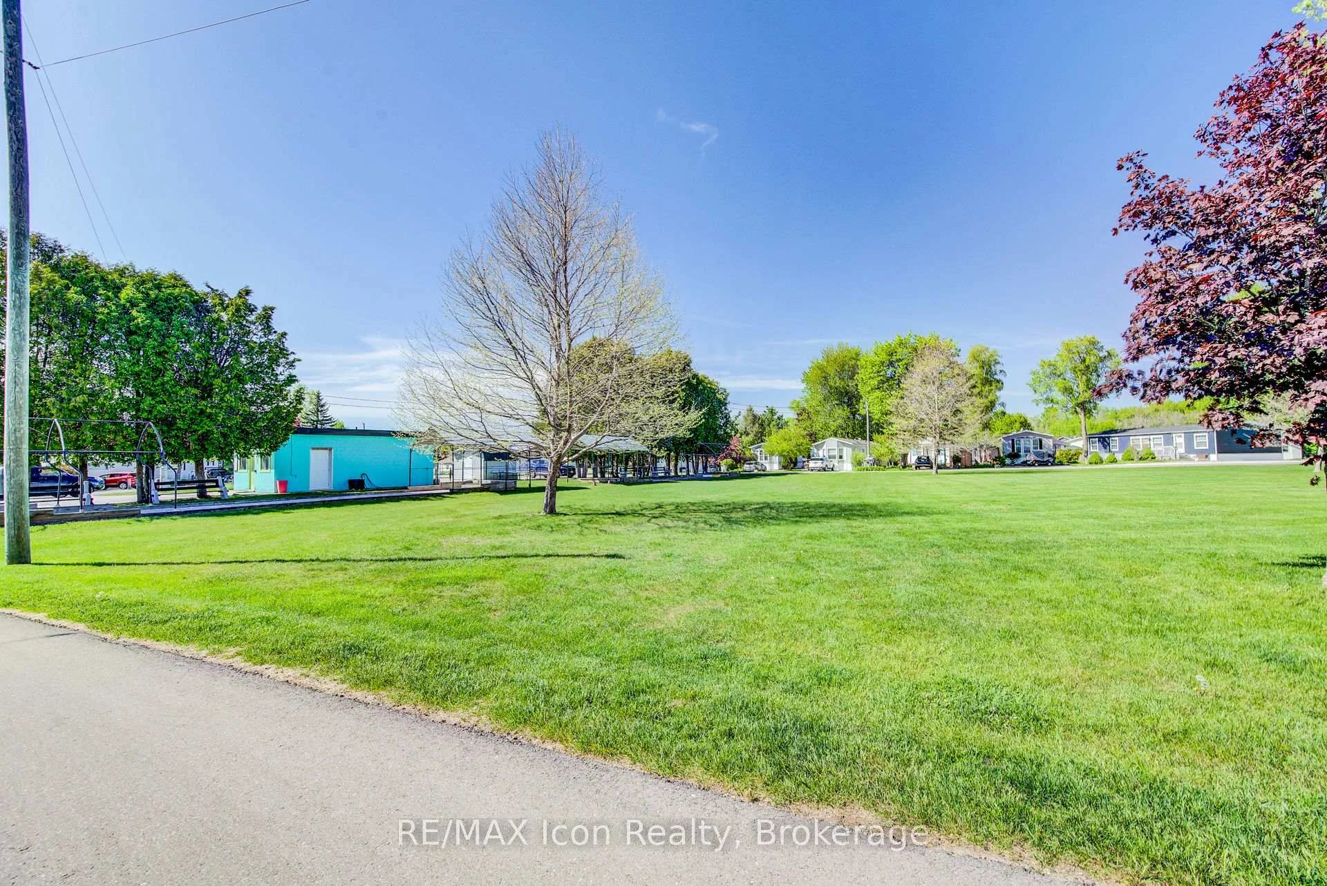 Photo 47 of 11 Hemlock Crescent, Puslinch, Rural Puslinch East — HOMEH