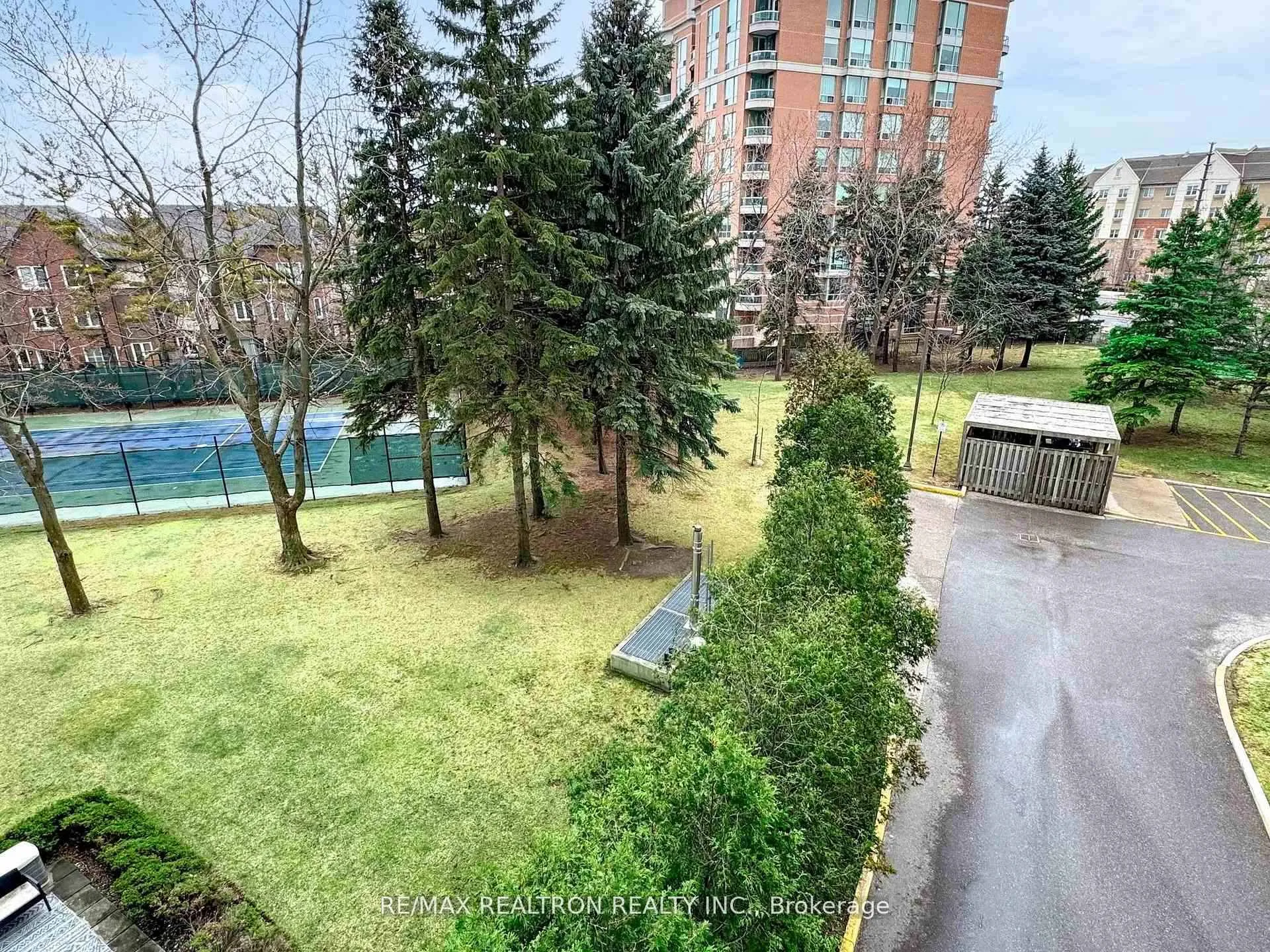 Photo 17 of Unit 406, 120 Promenade Circle, Vaughan, Brownridge — HOMEH