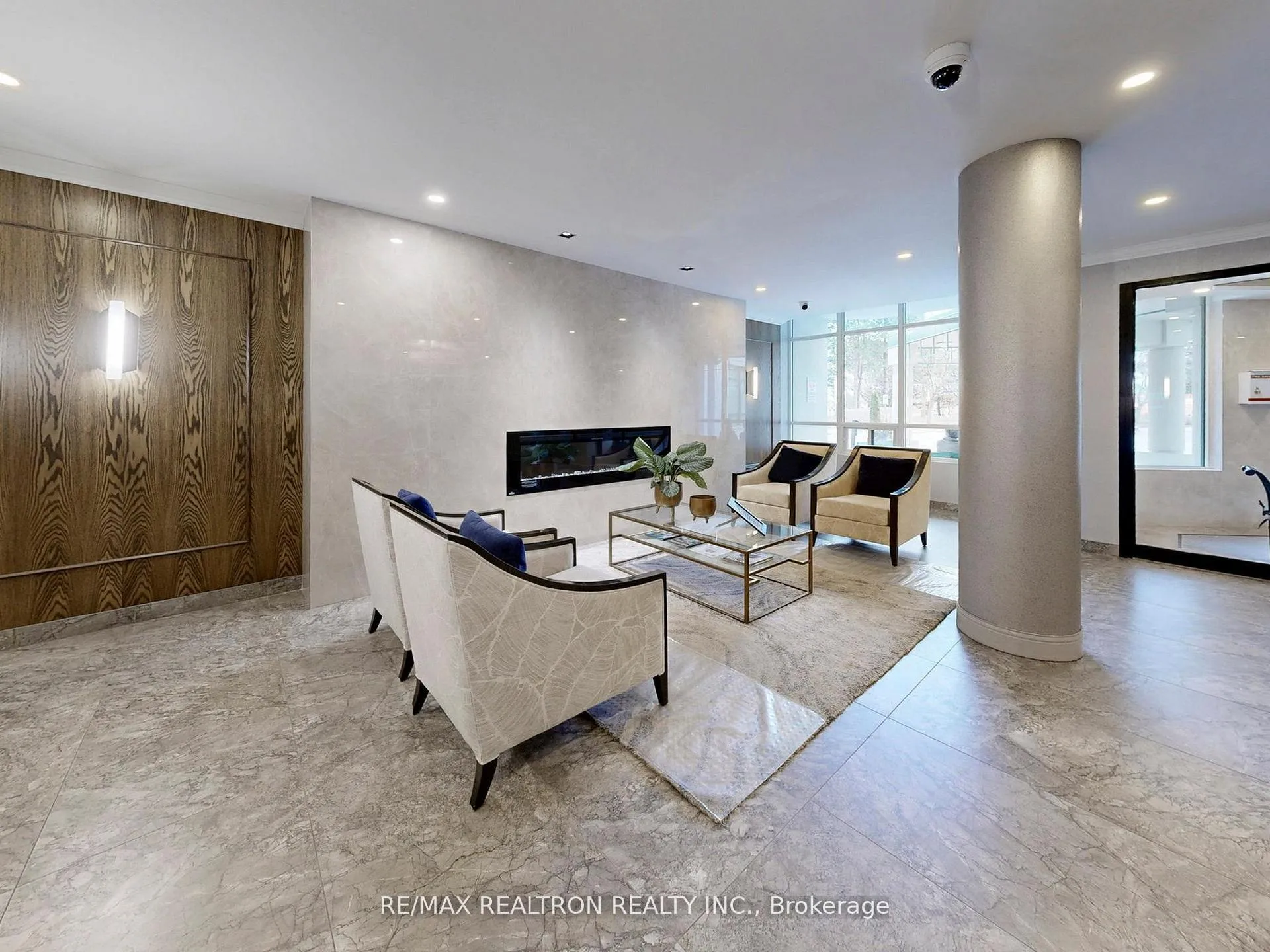 Photo 21 of Unit 406, 120 Promenade Circle, Vaughan, Brownridge — HOMEH