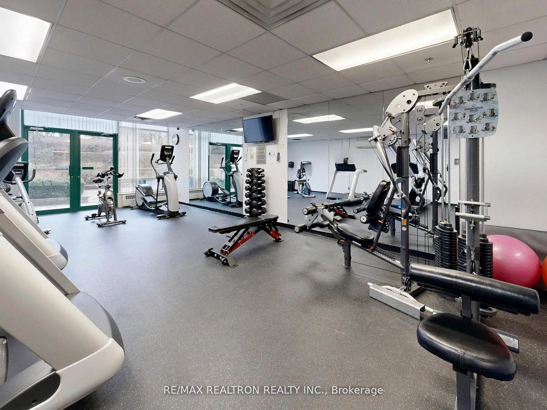 Photo 26 of Unit 406, 120 Promenade Circle, Vaughan, Brownridge — HOMEH