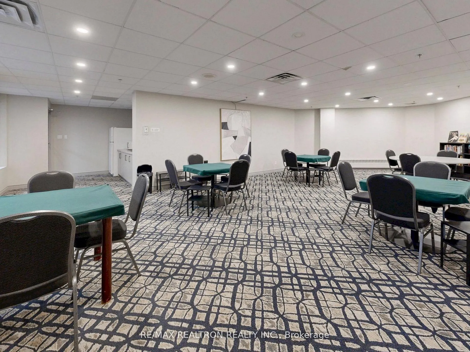 Photo 28 of Unit 406, 120 Promenade Circle, Vaughan, Brownridge — HOMEH
