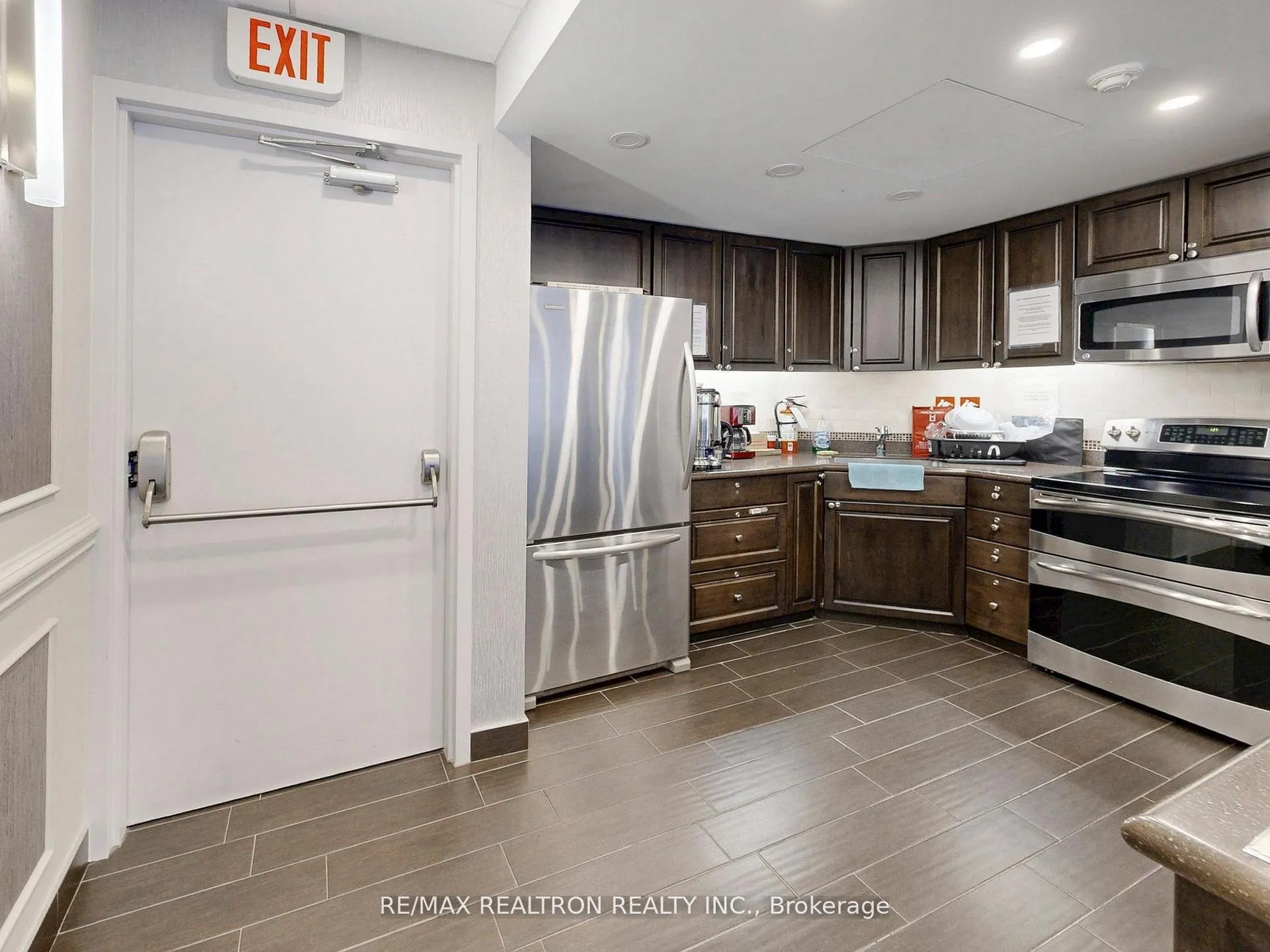 Photo 34 of Unit 406, 120 Promenade Circle, Vaughan, Brownridge — HOMEH