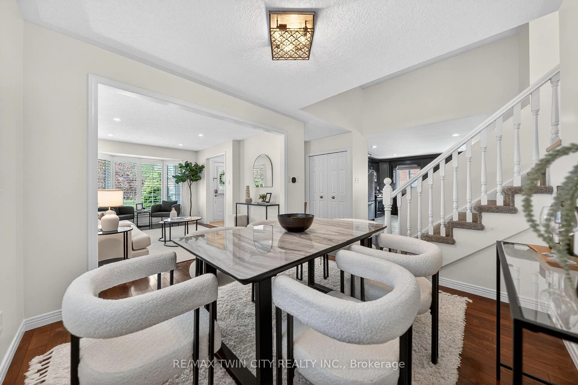 Photo 12 of 514 Brentcliffe Drive, Waterloo — HOMEH