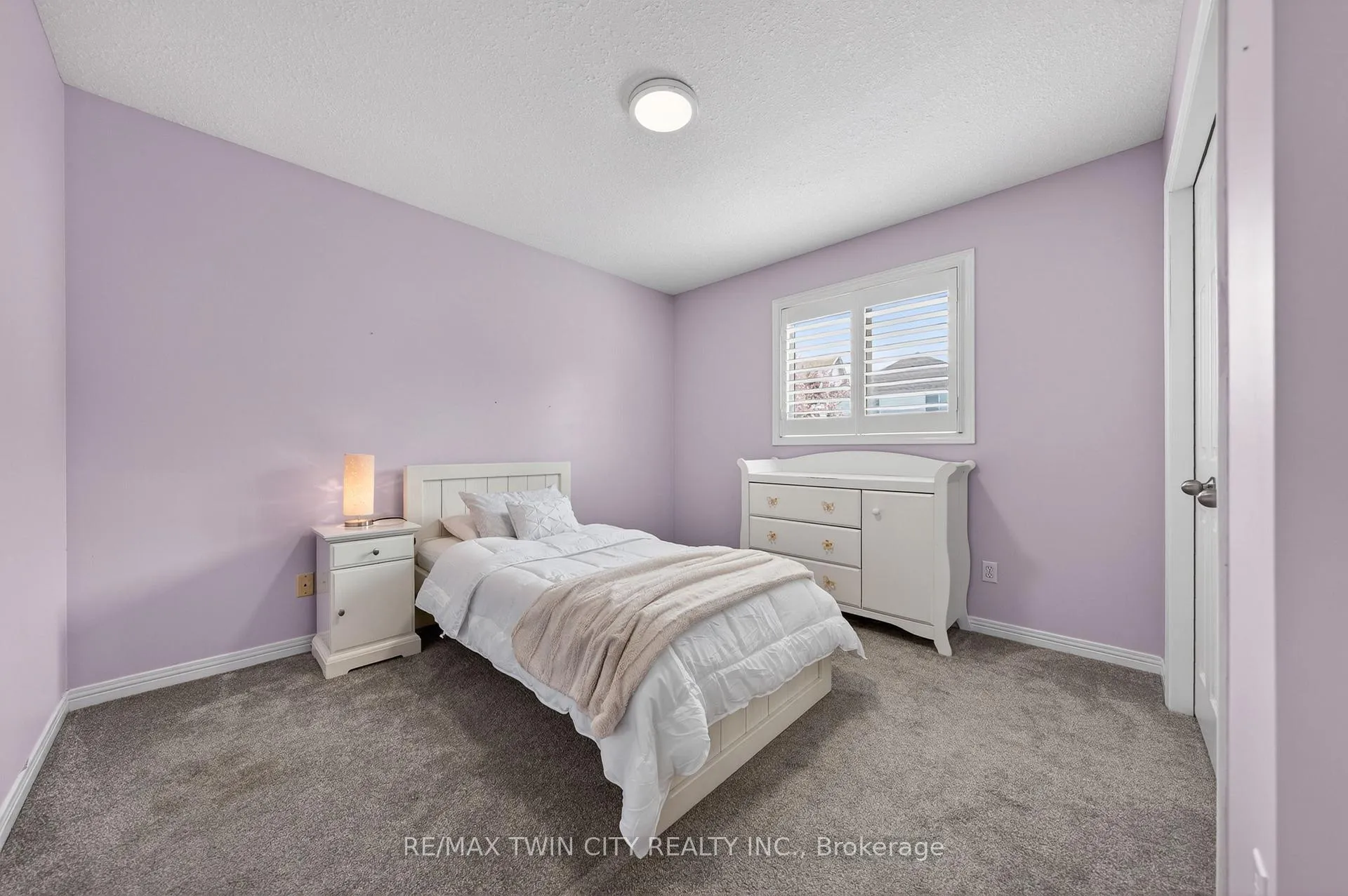 Photo 31 of 514 Brentcliffe Drive, Waterloo — HOMEH
