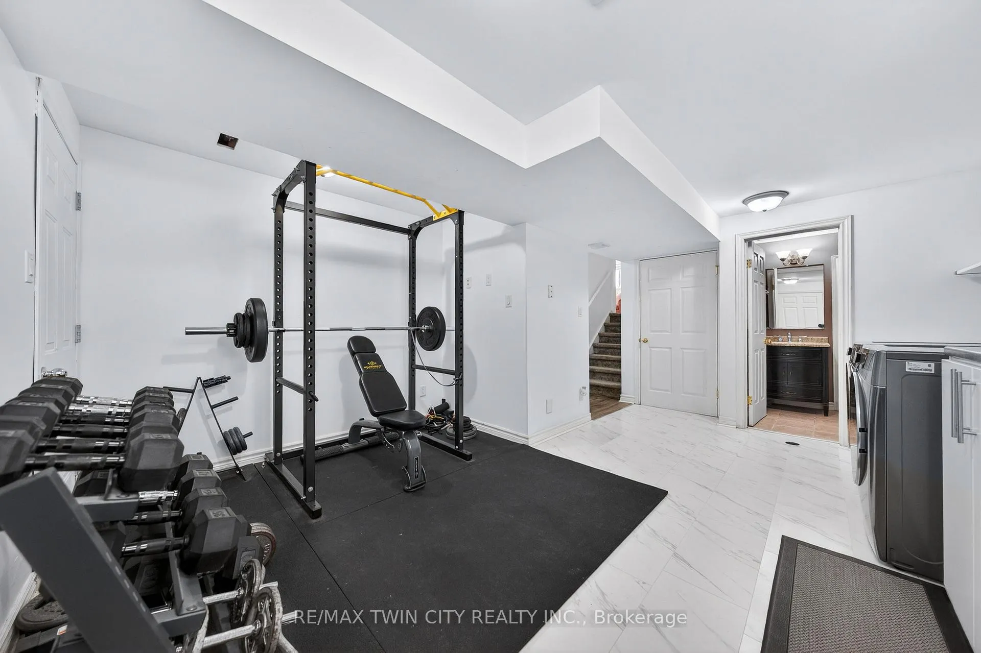 Photo 36 of 514 Brentcliffe Drive, Waterloo — HOMEH