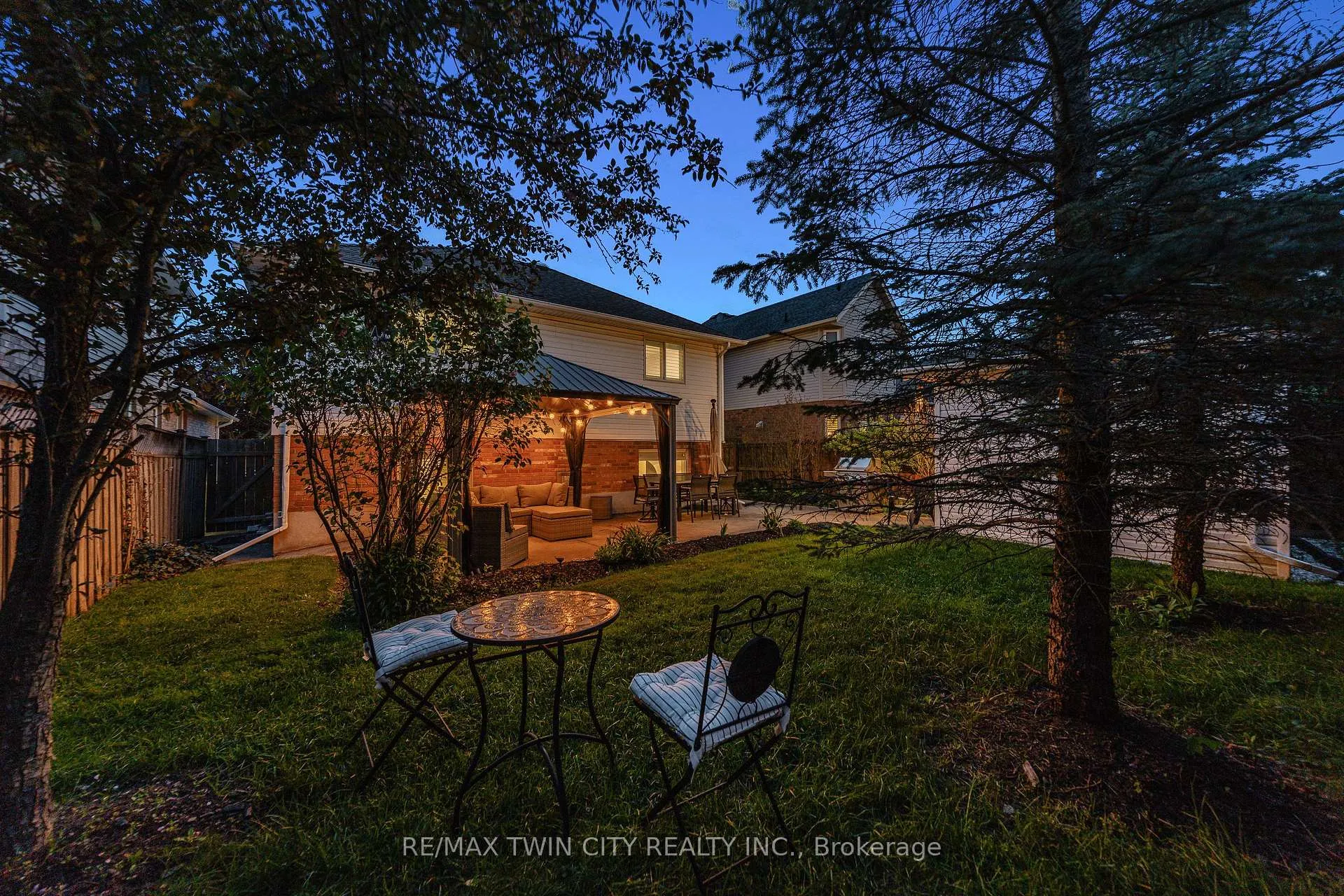 Photo 39 of 514 Brentcliffe Drive, Waterloo — HOMEH