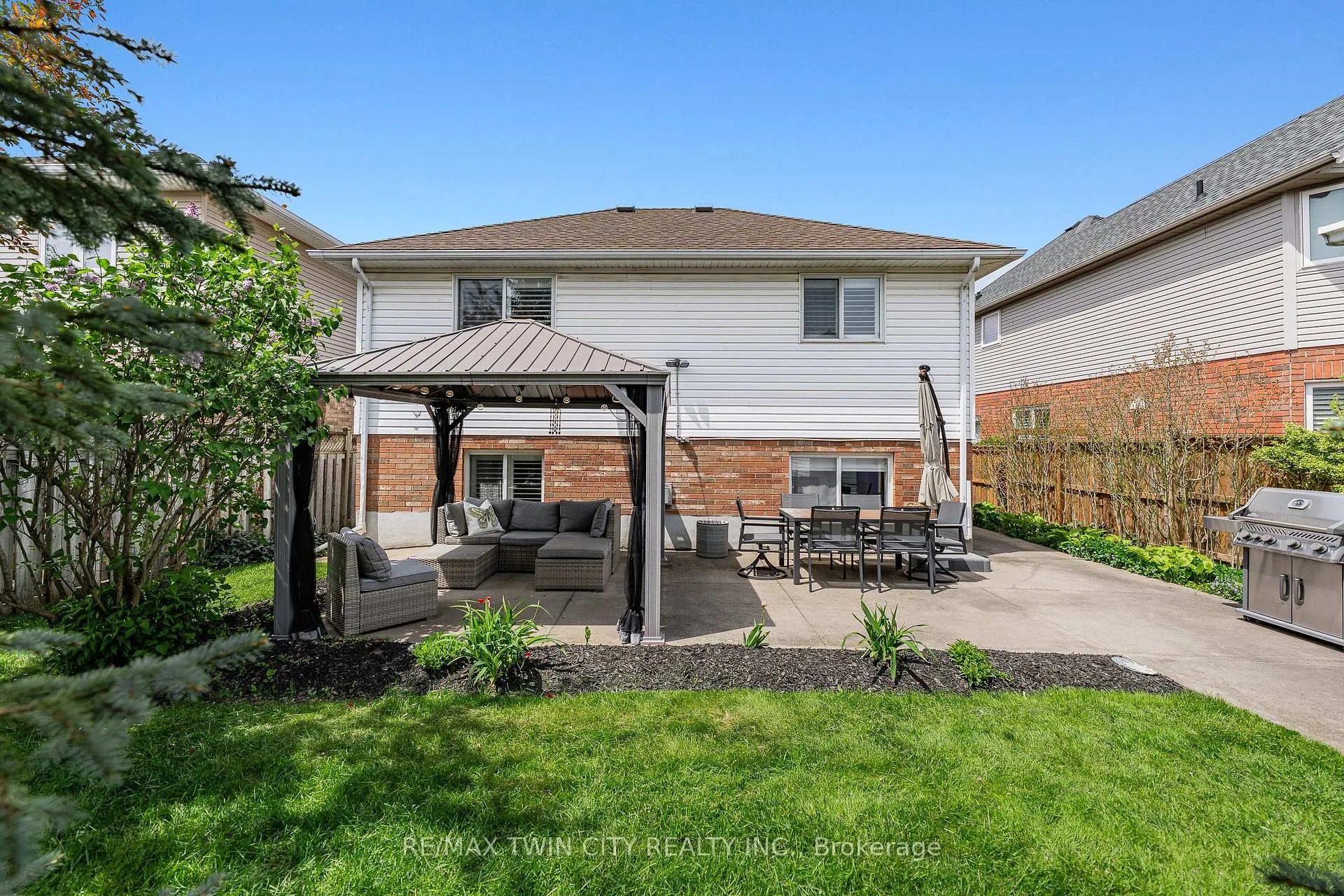 Photo 40 of 514 Brentcliffe Drive, Waterloo — HOMEH