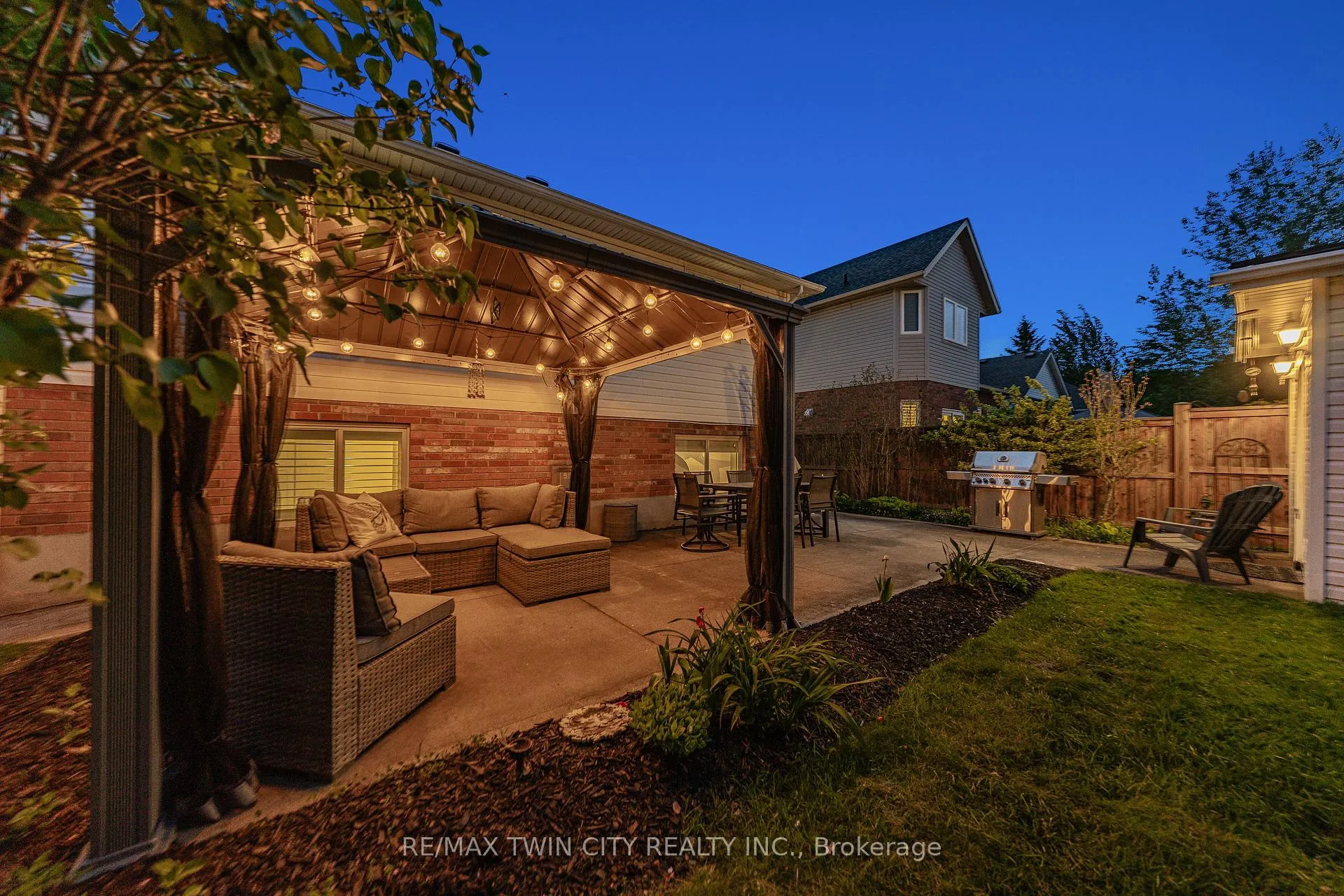 Photo 44 of 514 Brentcliffe Drive, Waterloo — HOMEH