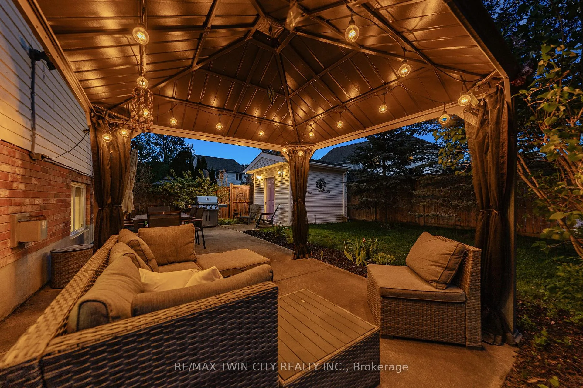 Photo 46 of 514 Brentcliffe Drive, Waterloo — HOMEH