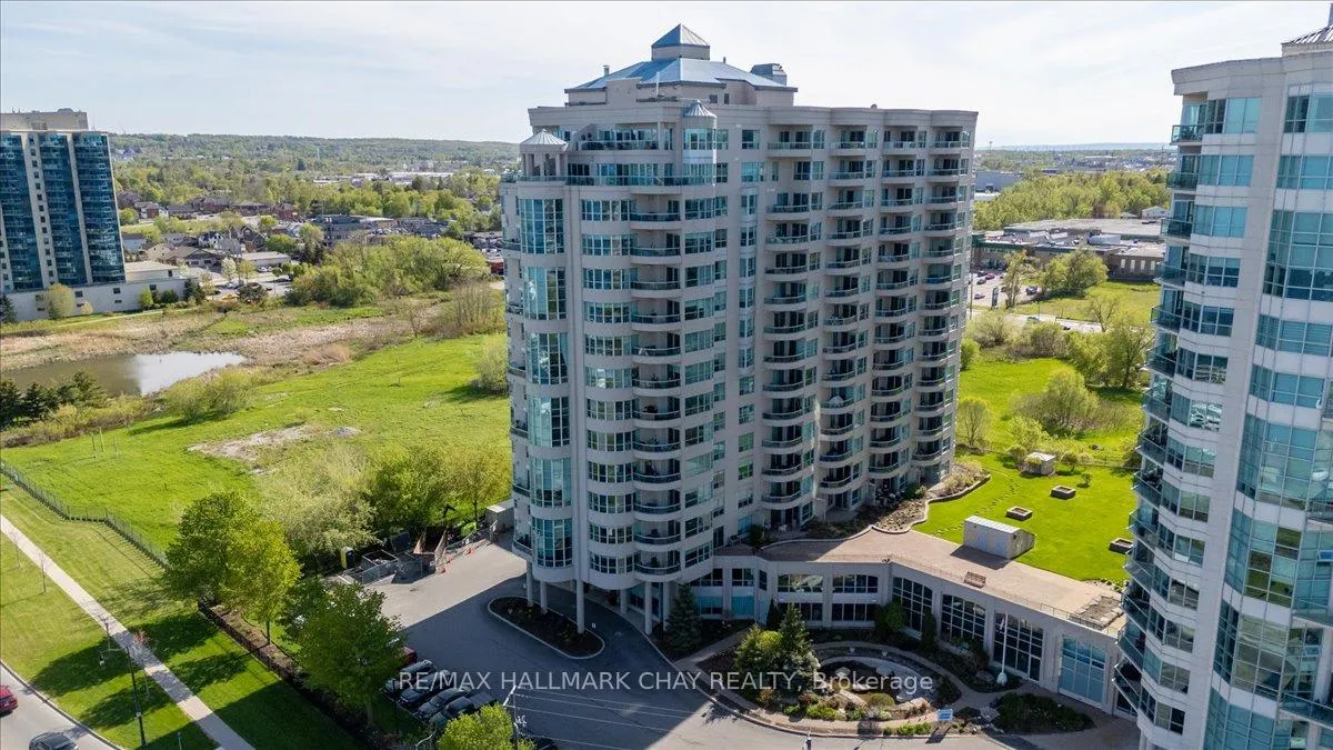 Photo 2 of Unit 1409, 2 Toronto Street, Barrie, City Centre — HOMEH