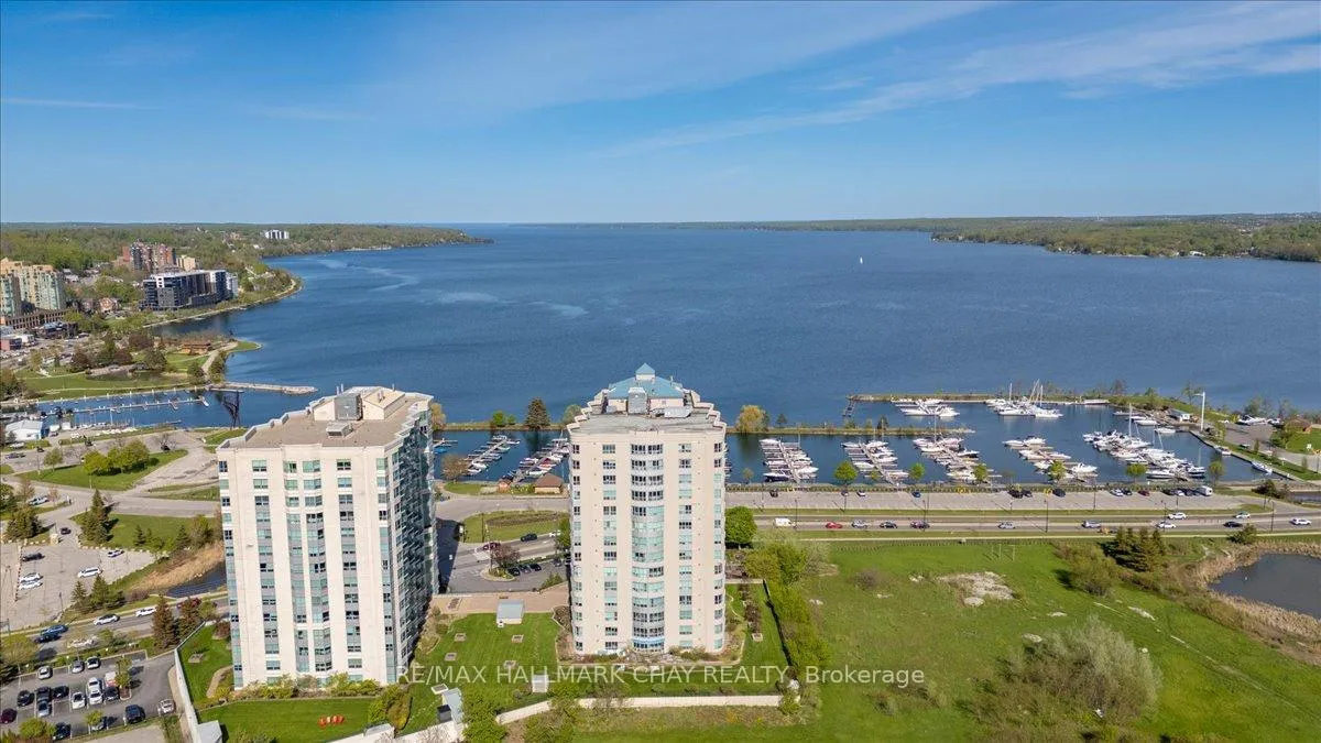 Photo 4 of Unit 1409, 2 Toronto Street, Barrie, City Centre — HOMEH