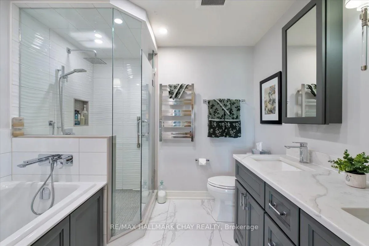 Photo 32 of Unit 1409, 2 Toronto Street, Barrie, City Centre — HOMEH