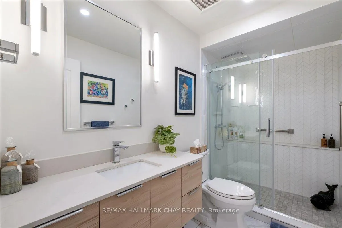 Photo 35 of Unit 1409, 2 Toronto Street, Barrie, City Centre — HOMEH