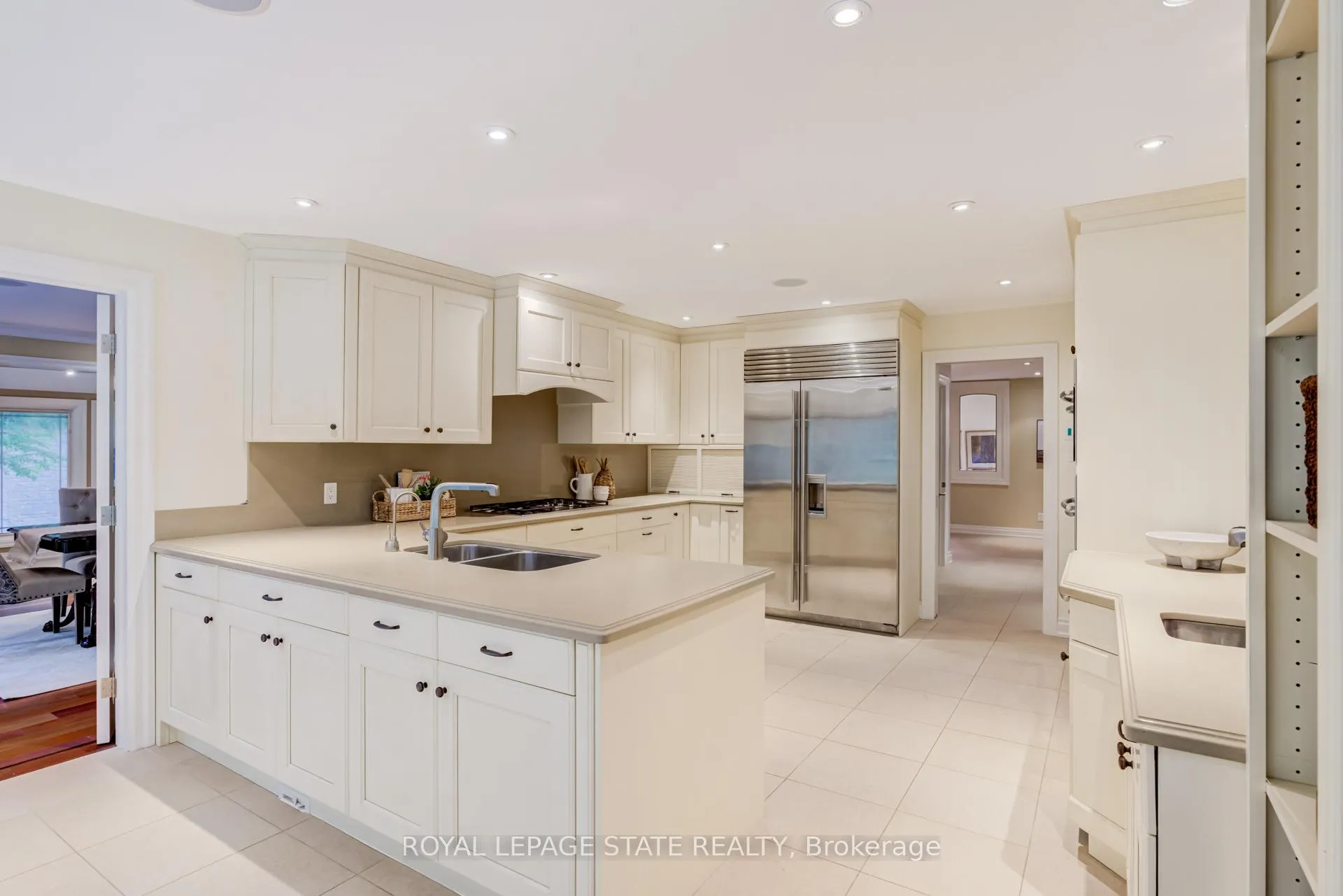 Photo 10 of 78 Chancery Drive, Hamilton, Ancaster — HOMEH