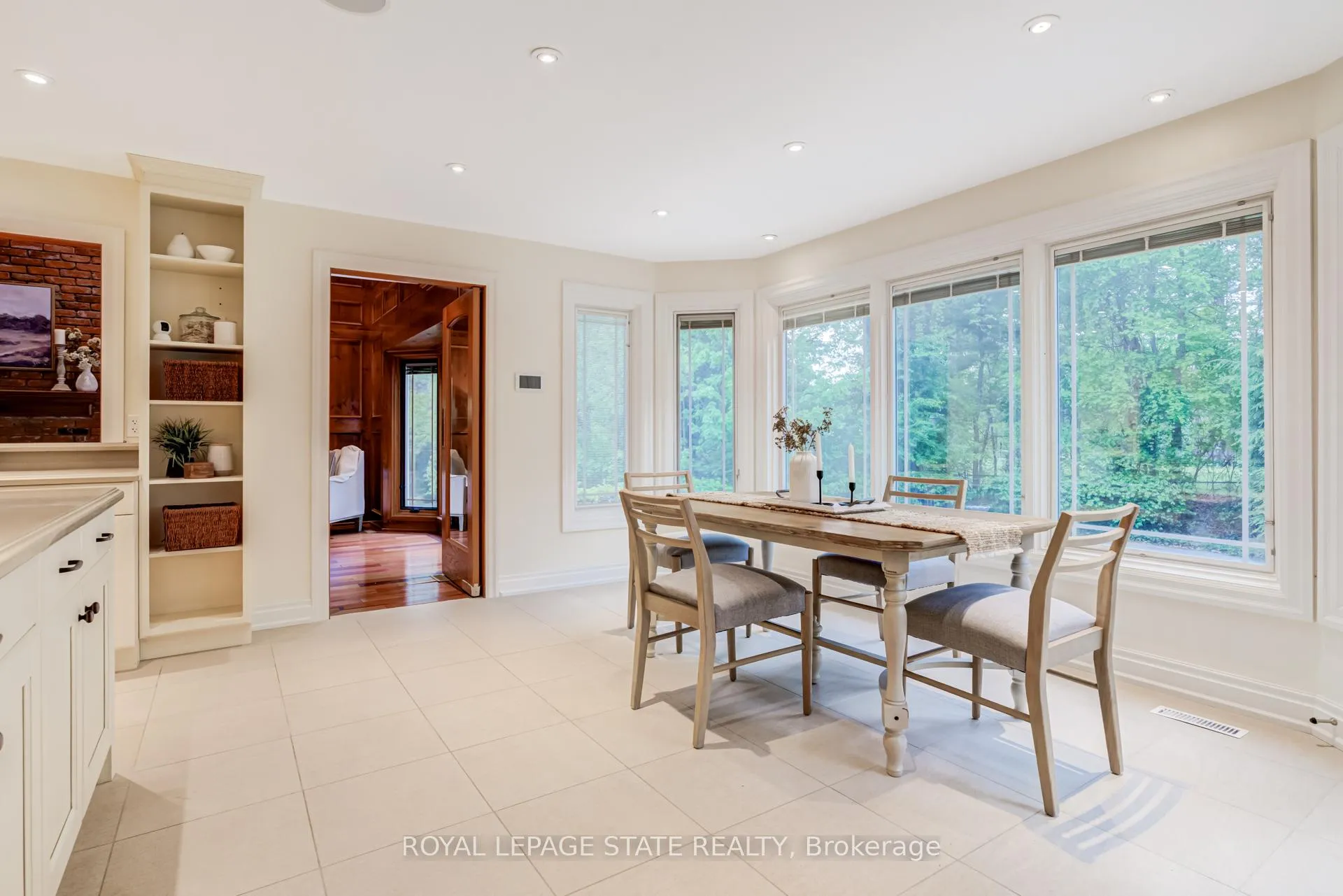 Photo 14 of 78 Chancery Drive, Hamilton, Ancaster — HOMEH
