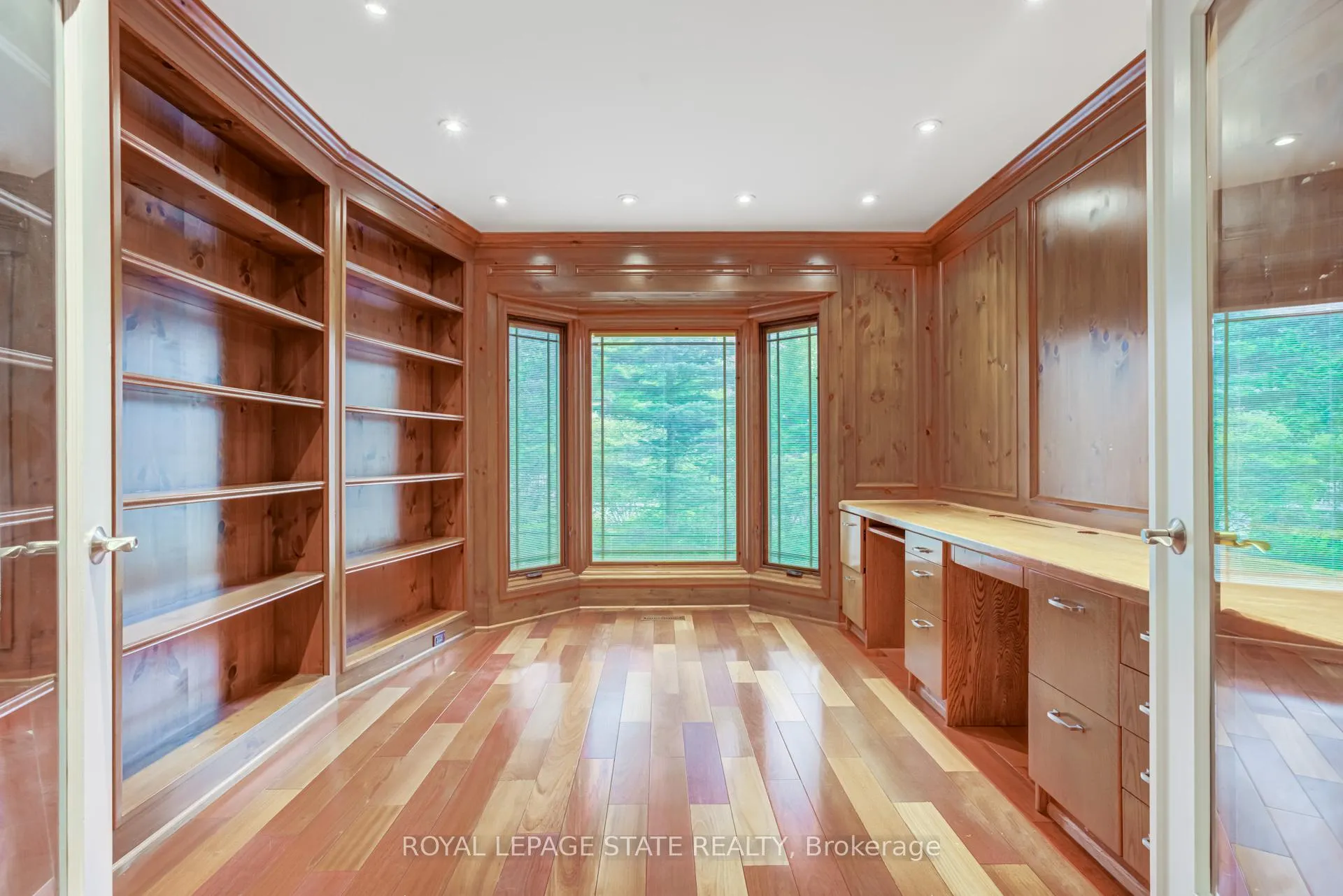 Photo 19 of 78 Chancery Drive, Hamilton, Ancaster — HOMEH