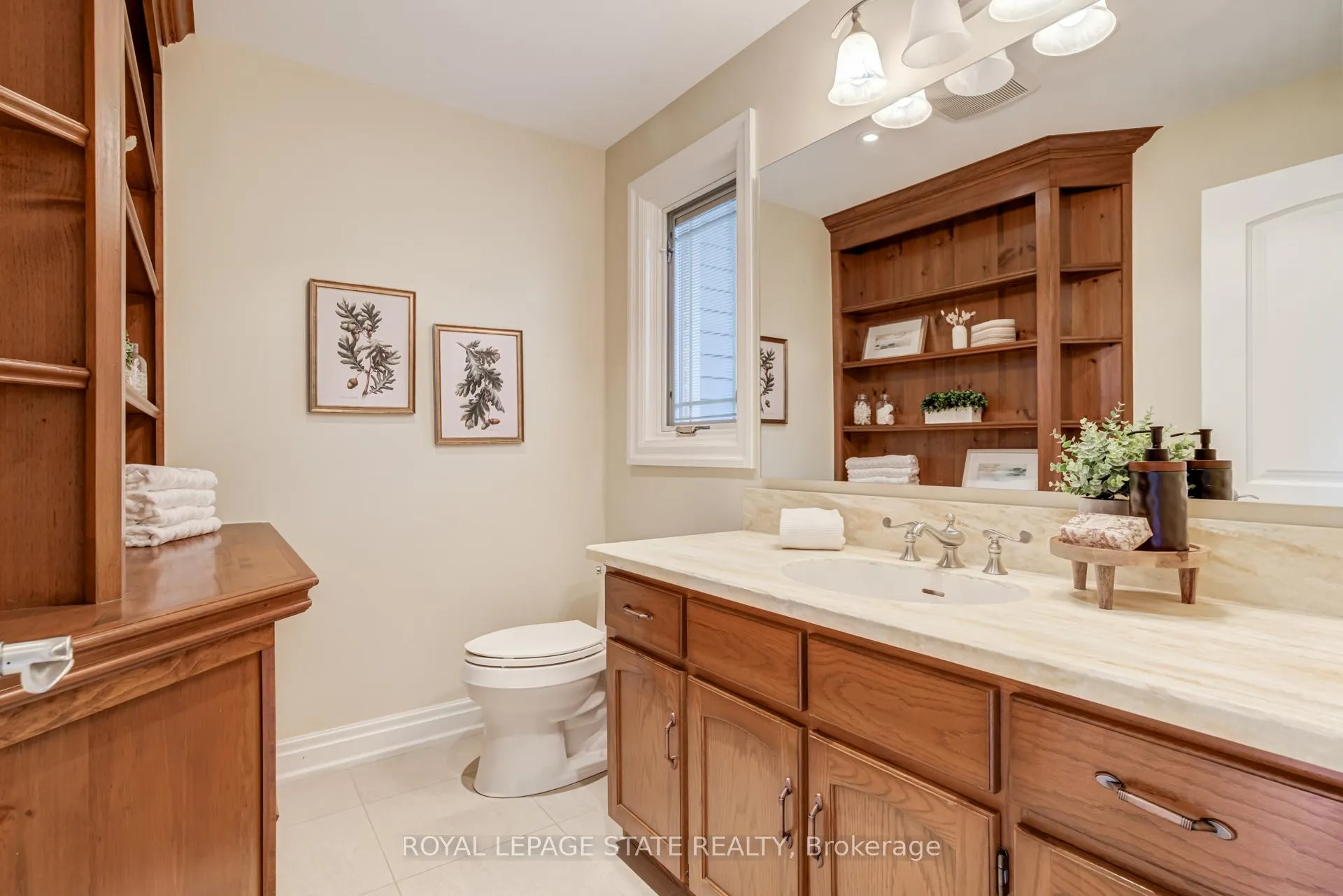 Photo 21 of 78 Chancery Drive, Hamilton, Ancaster — HOMEH