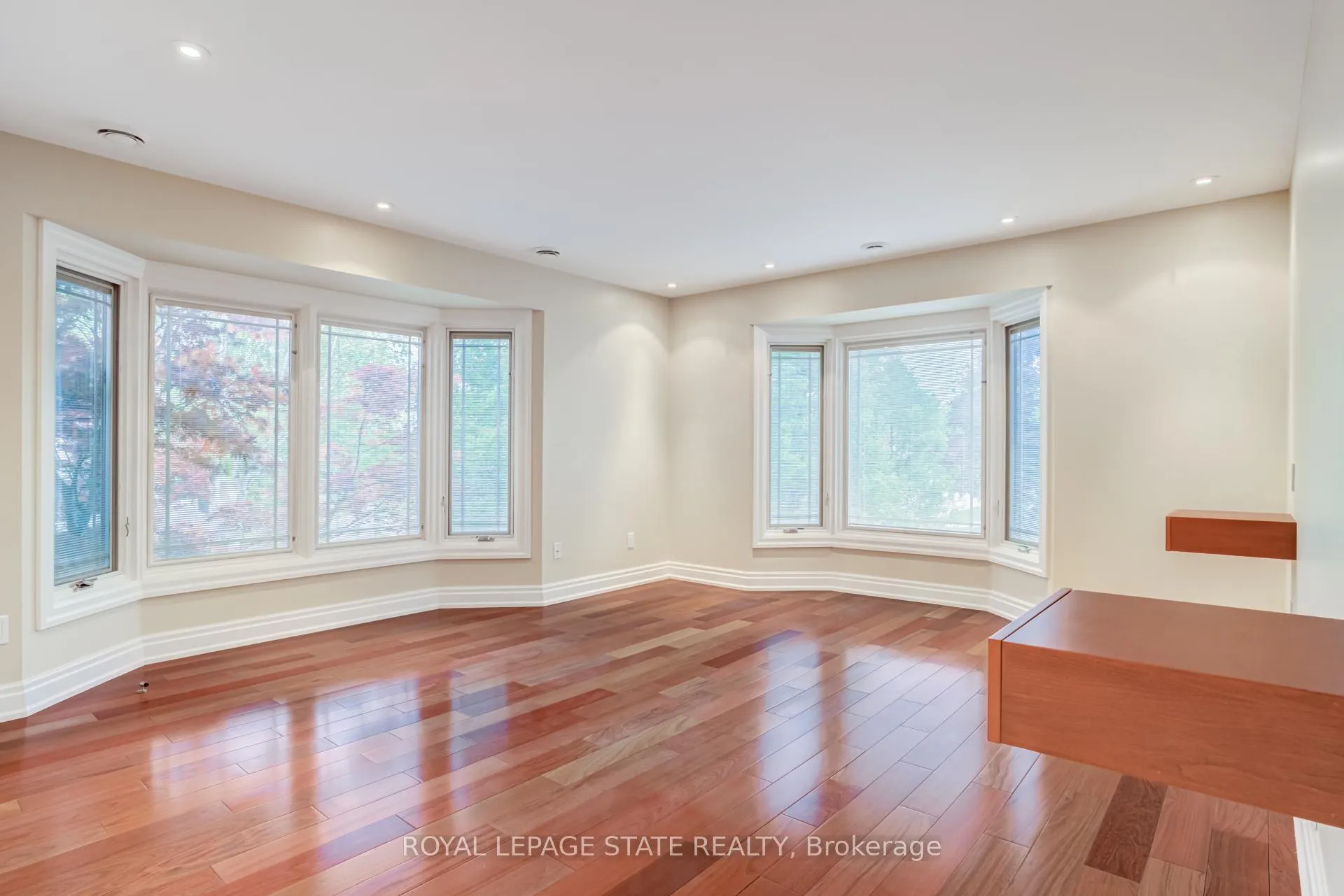 Photo 28 of 78 Chancery Drive, Hamilton, Ancaster — HOMEH