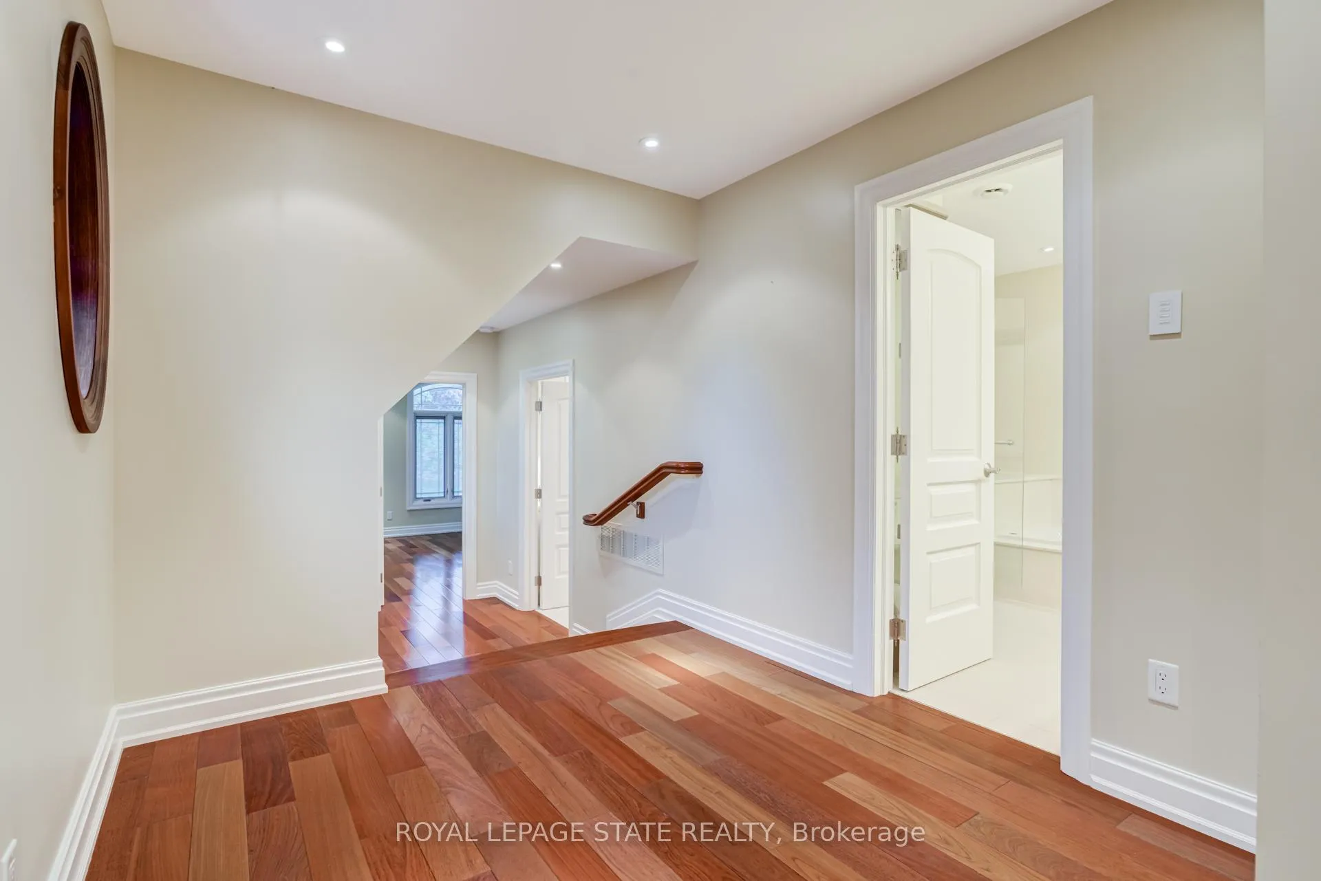 Photo 30 of 78 Chancery Drive, Hamilton, Ancaster — HOMEH