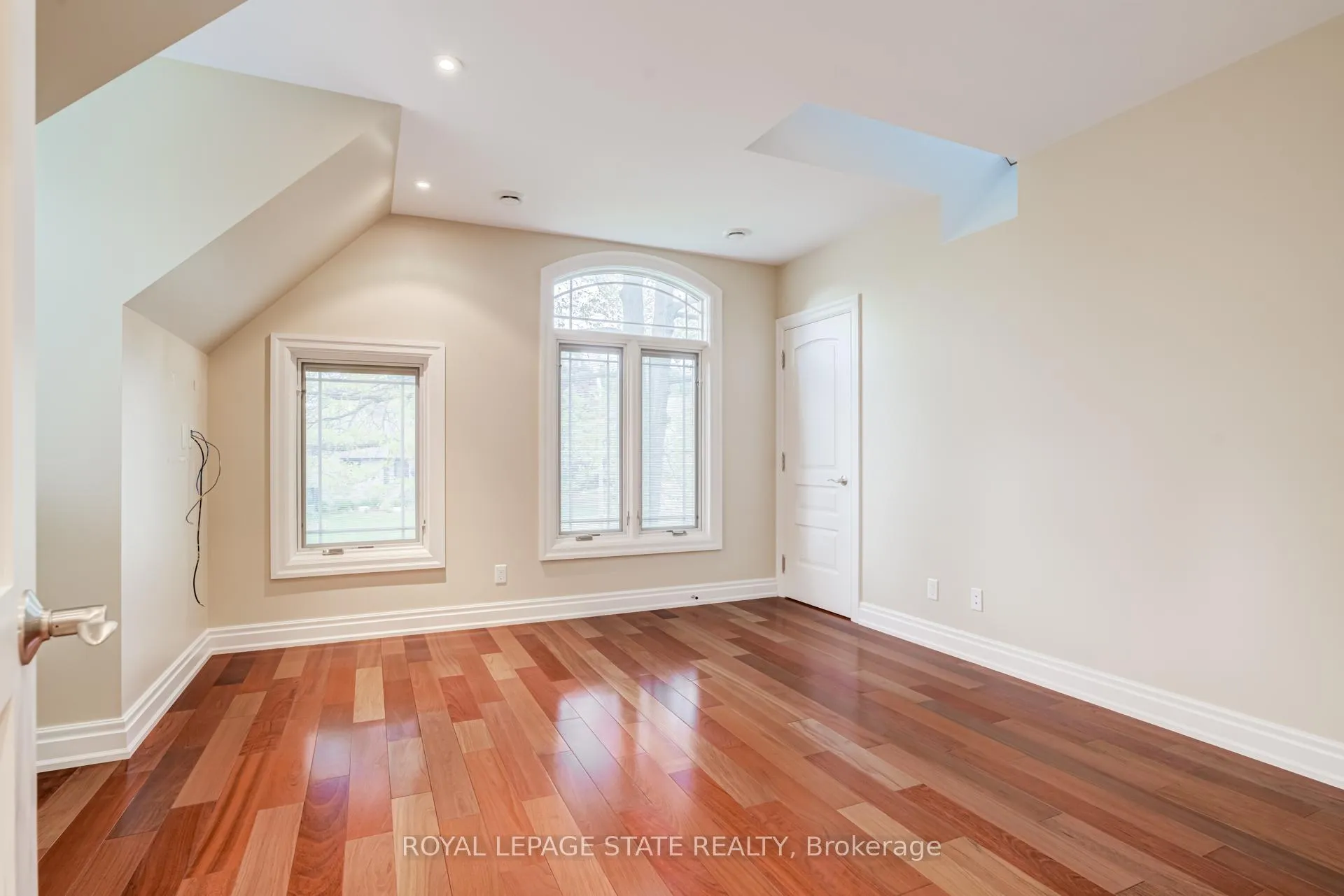 Photo 31 of 78 Chancery Drive, Hamilton, Ancaster — HOMEH
