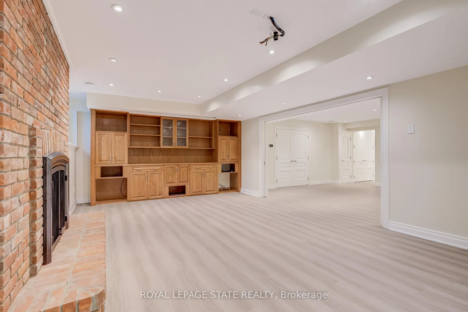 Photo 38 of 78 Chancery Drive, Hamilton, Ancaster — HOMEH