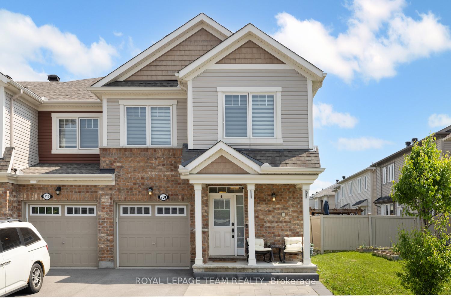 Front of 708 Logperch Circle