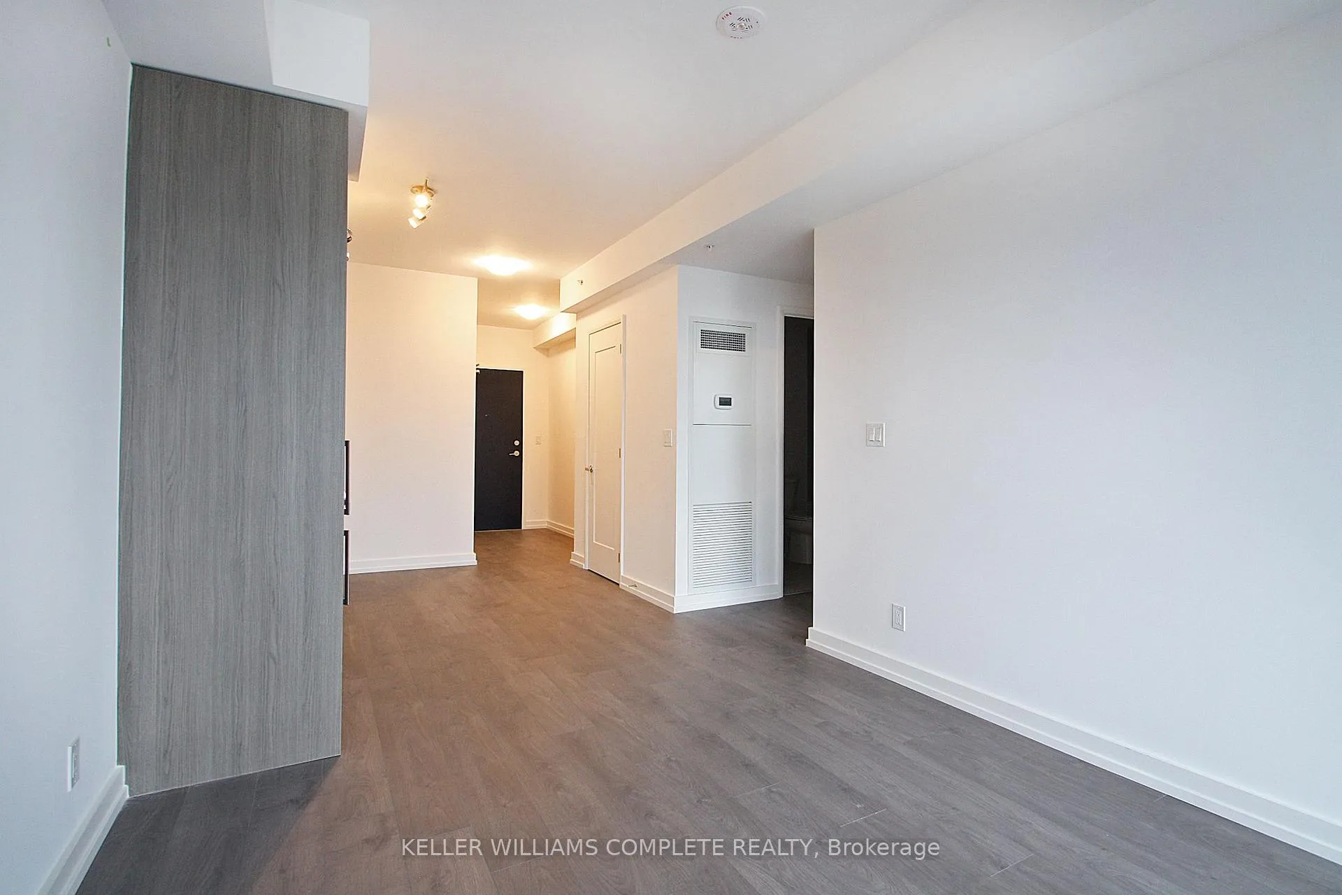 Photo 2 of Unit 2008, 75 James Street S, Hamilton, Corktown — HOMEH